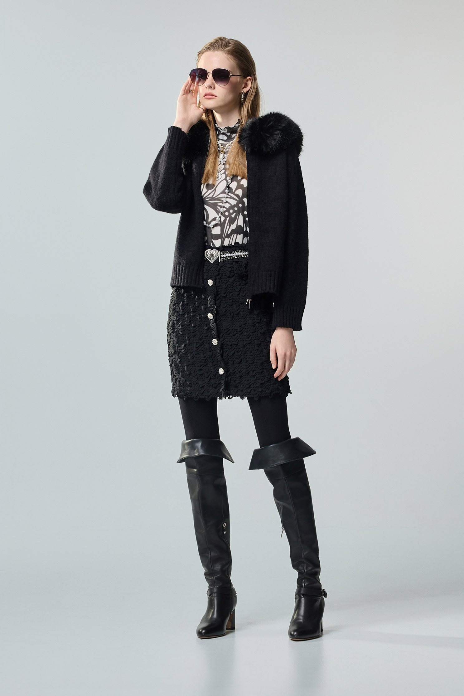 雙開拉鍊毛領連帽針織外套雙開拉鍊毛領連帽針織外套,上班OL穿搭,外套,秋冬穿搭,針織,針織外套