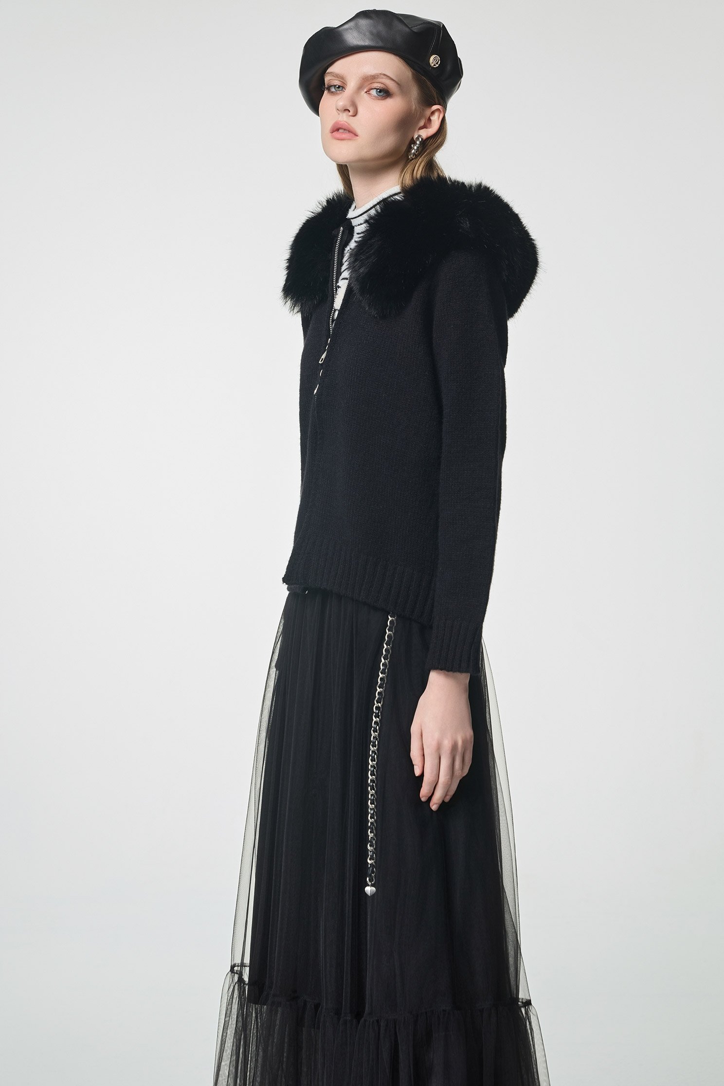 雙開拉鍊毛領連帽針織外套雙開拉鍊毛領連帽針織外套,上班OL穿搭,外套,秋冬穿搭,針織,針織外套