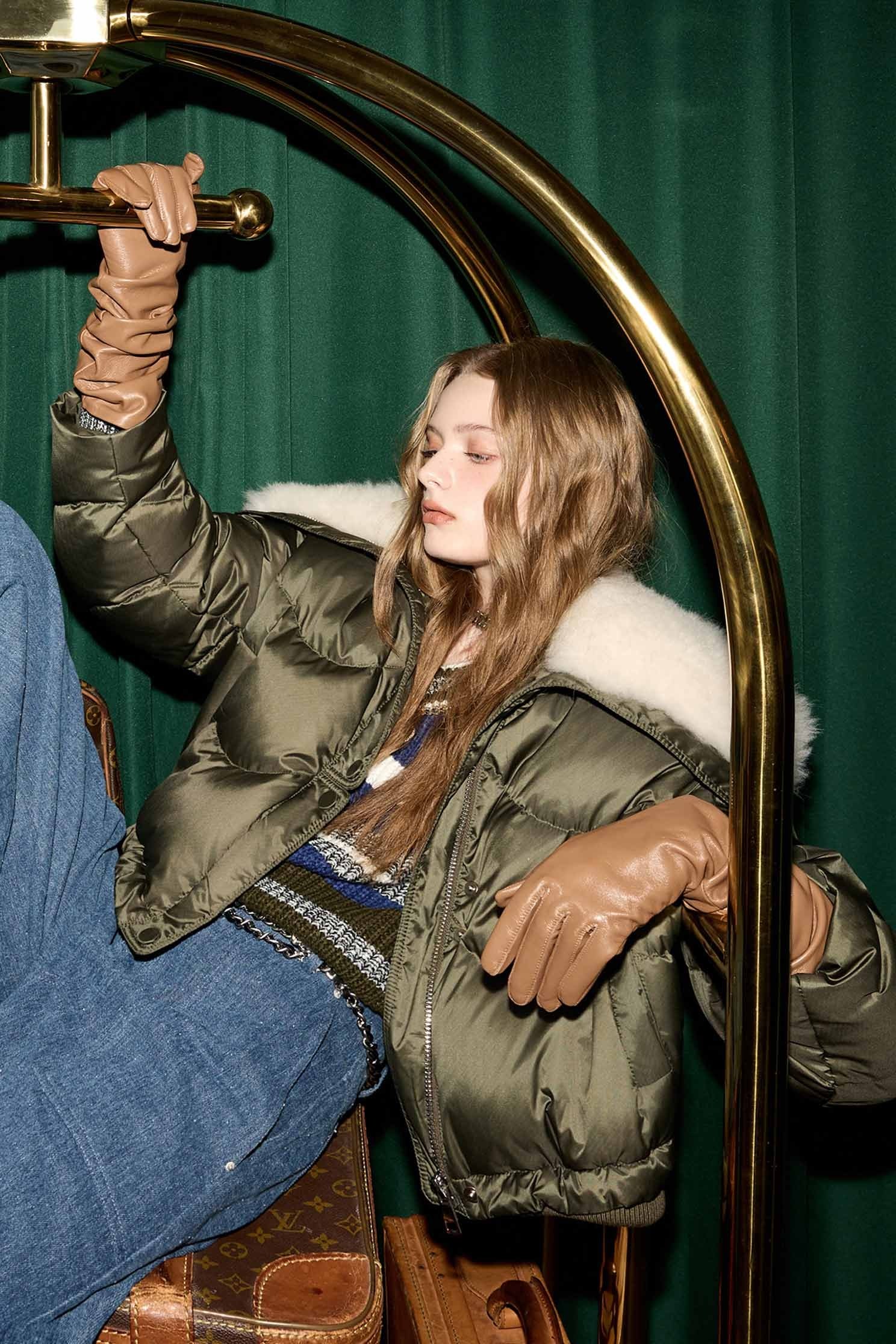 神秘綠領片拼接鵝絨外套神秘綠領片拼接鵝絨外套,一般外套,外套,秋冬穿搭