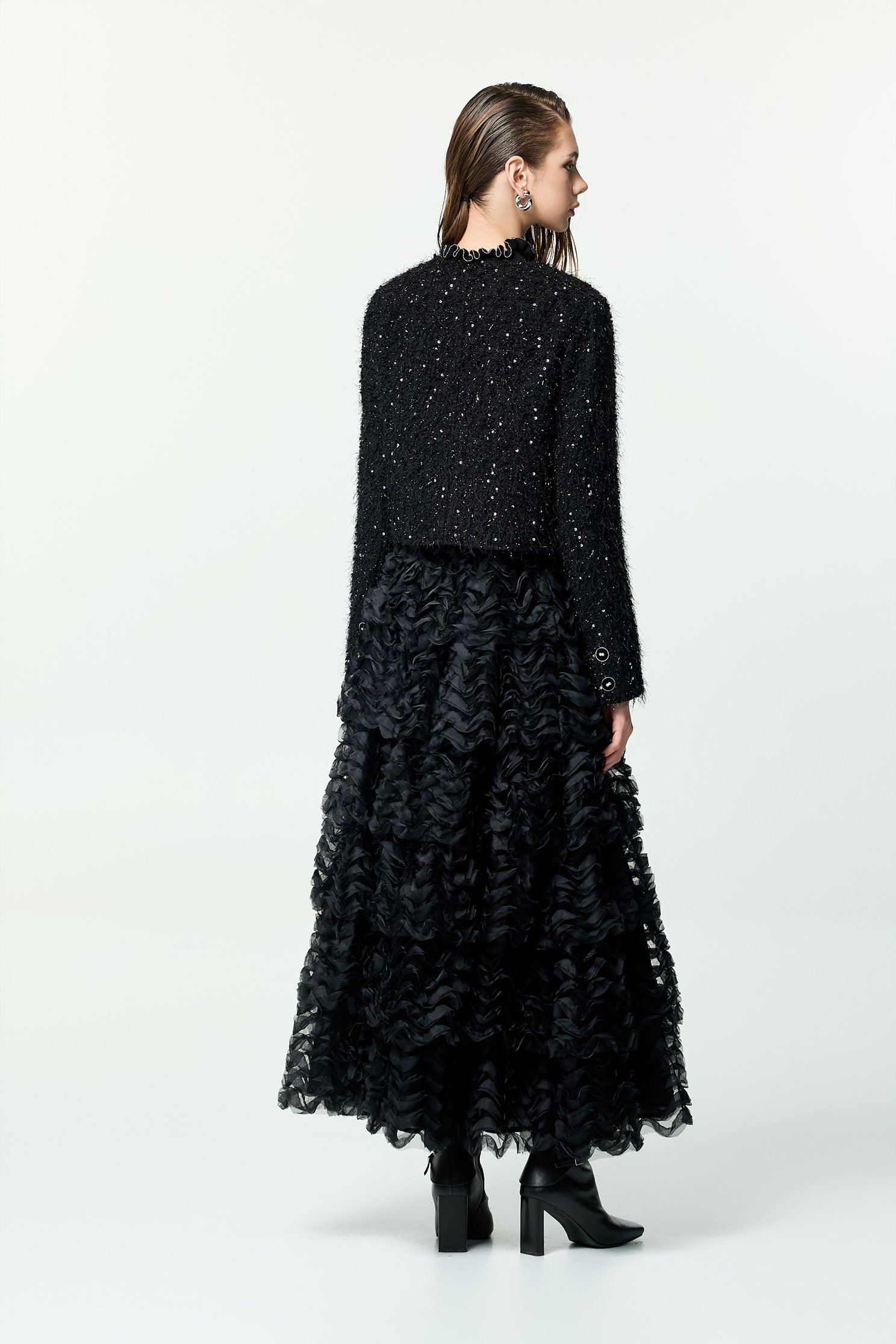 花呢崁亮片羽毛紗小香短外套花呢崁亮片羽毛紗小香短外套,一般外套,上班OL穿搭,外套,時髦成套搭配,派對特輯,秋冬穿搭