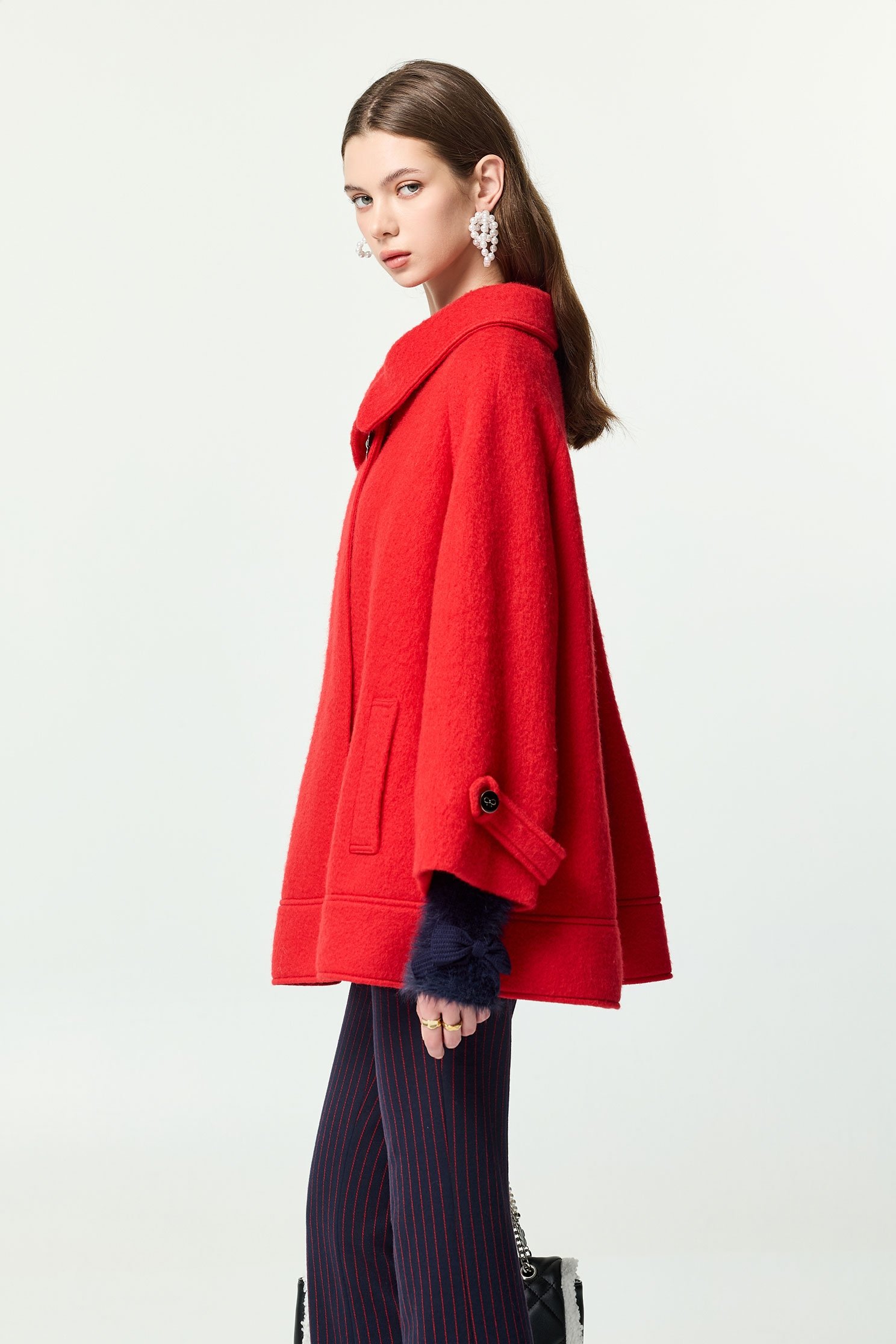 火焰色斗篷式羊毛大衣火焰色斗篷式羊毛大衣,一般外套,外套,秋冬穿搭