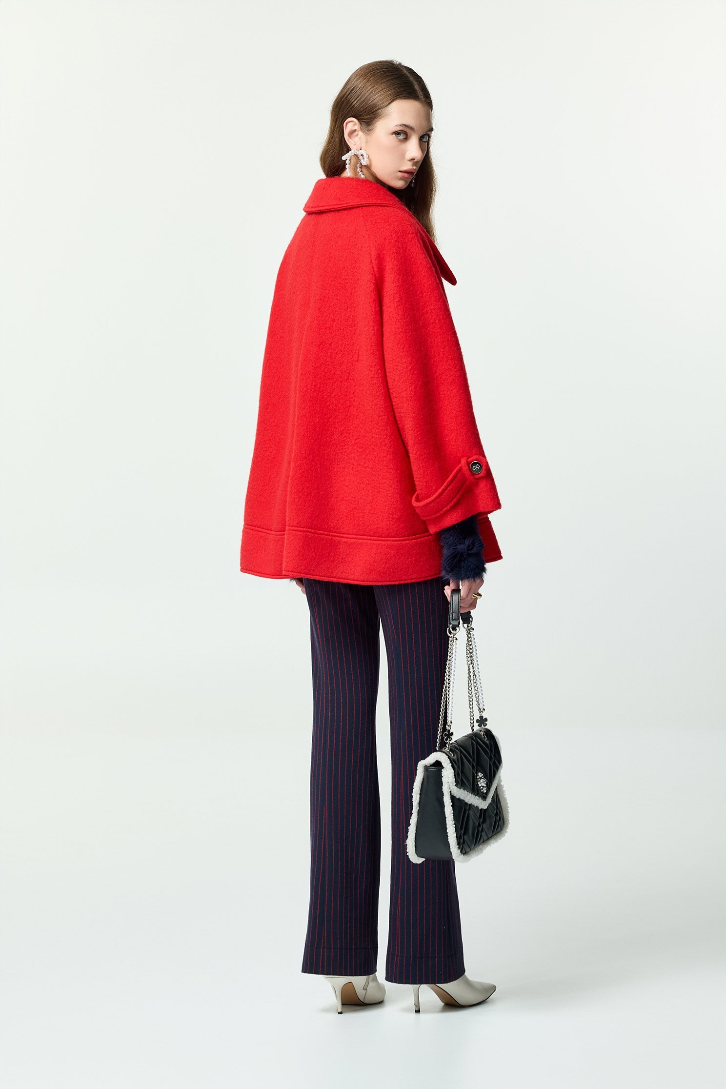 火焰色斗篷式羊毛大衣火焰色斗篷式羊毛大衣,一般外套,外套,秋冬穿搭