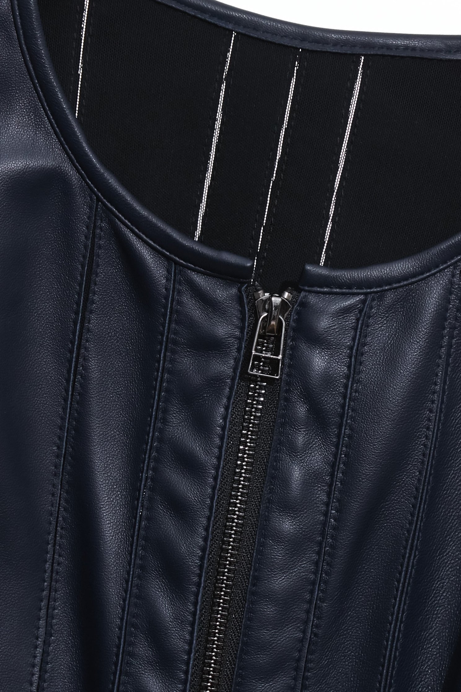 濃厚靛藍綿羊皮外套濃厚靛藍綿羊皮外套,一般外套,外套,皮衣,皮革,秋冬穿搭