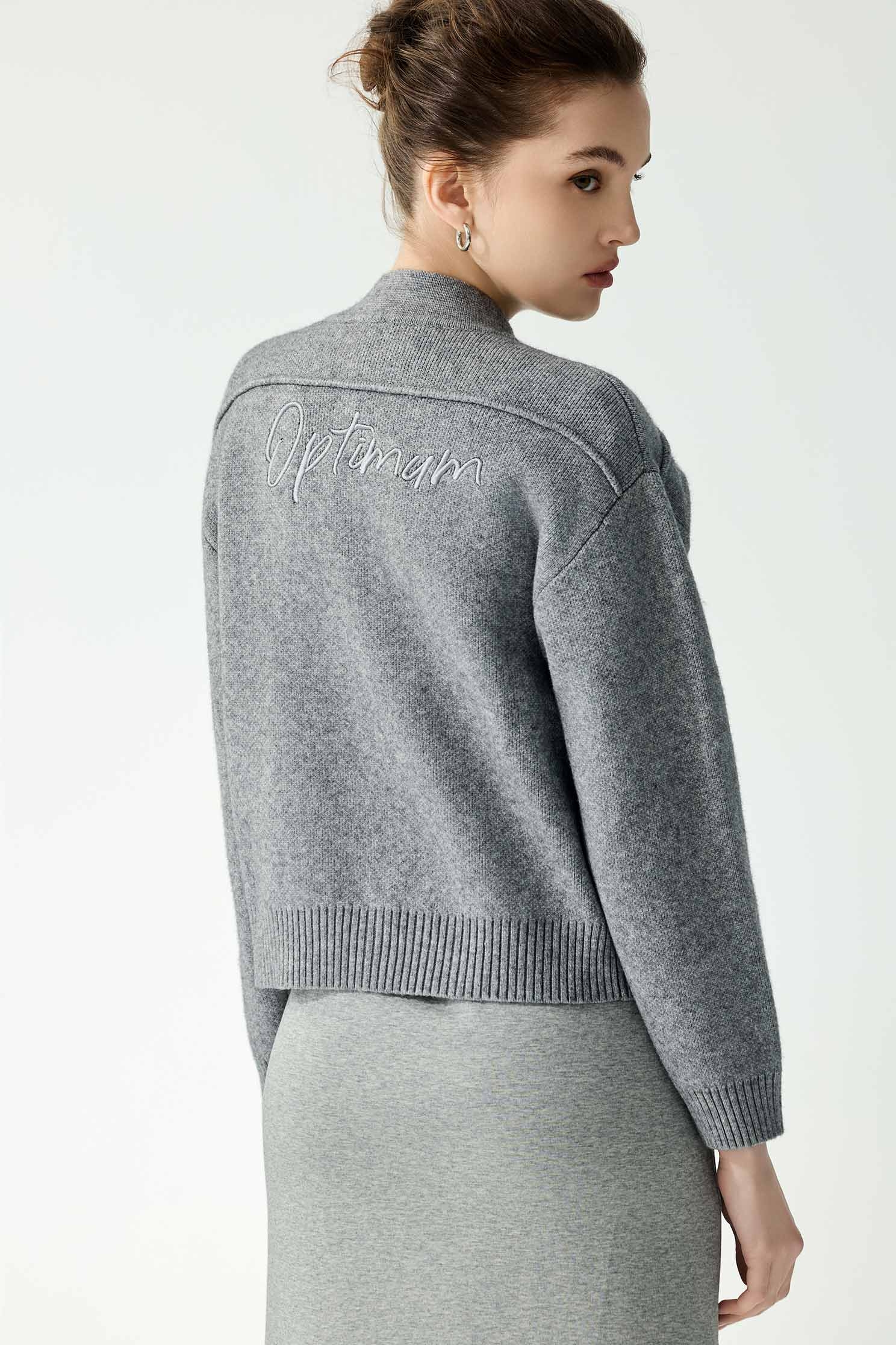 薄暮灰鑲珍珠針織外套薄暮灰鑲珍珠針織外套,一般外套,外套,珍珠,秋冬穿搭,針織,針織外套