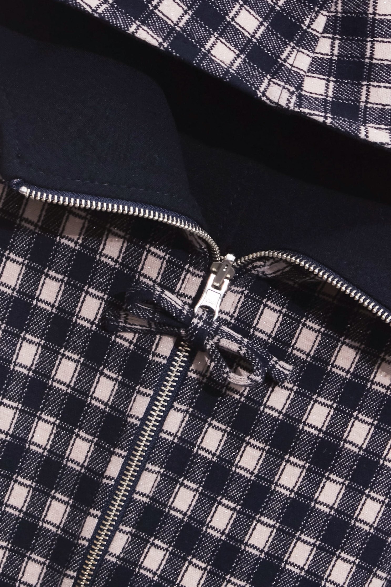 閃光格紋正反穿外套閃光格紋正反穿外套,一般外套,上班OL穿搭,外套,春夏穿搭,時髦成套搭配,格紋,約會特輯,蝴蝶結