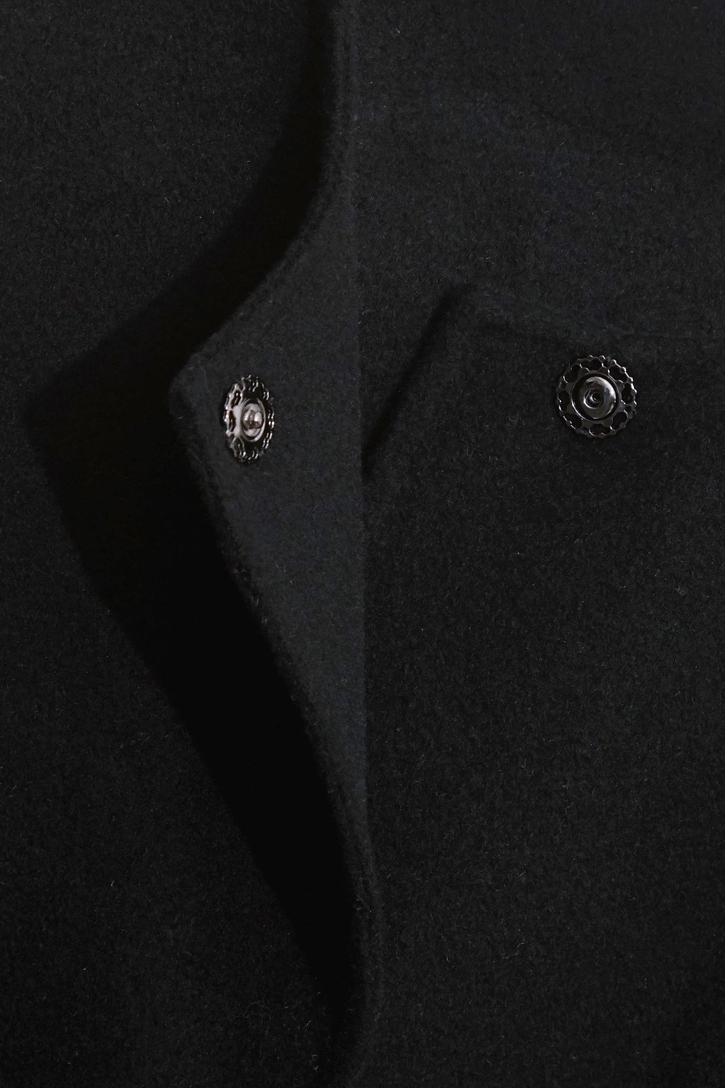 極致黑羊毛中長大衣極致黑羊毛中長大衣,一般外套,外套,春夏穿搭,珍珠,黑色外套