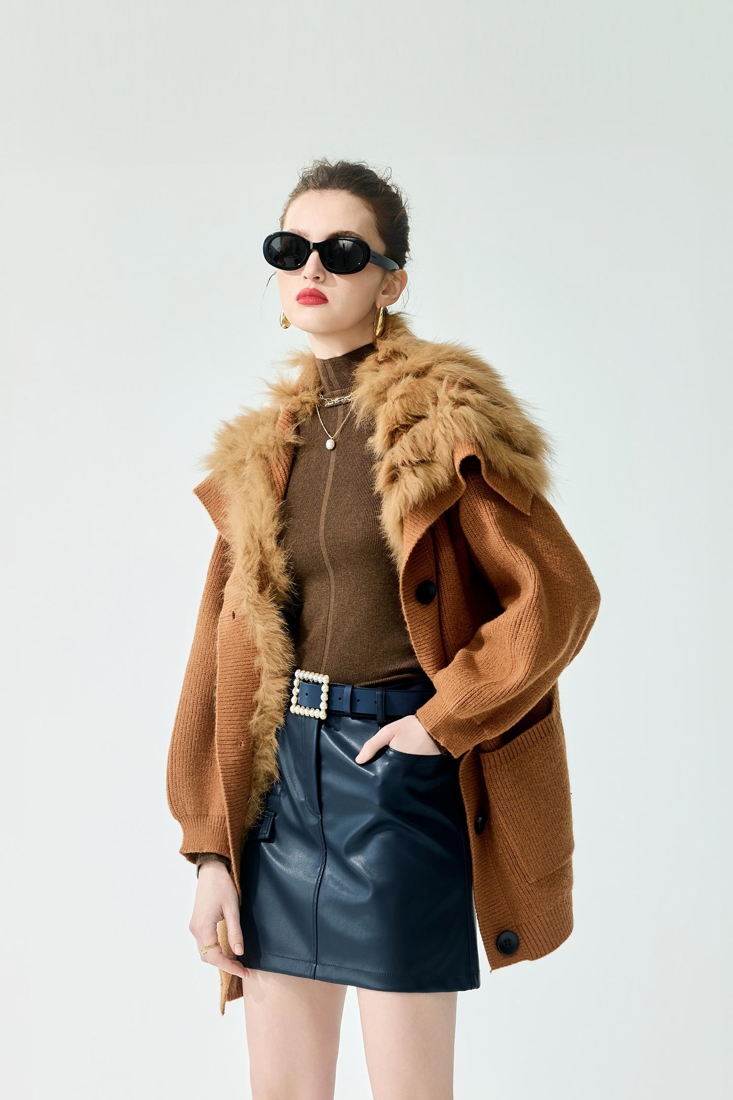 焦糖色大翻領開襟針織外套焦糖色大翻領開襟針織外套,一般外套,外套,春夏穿搭,針織,針織外套