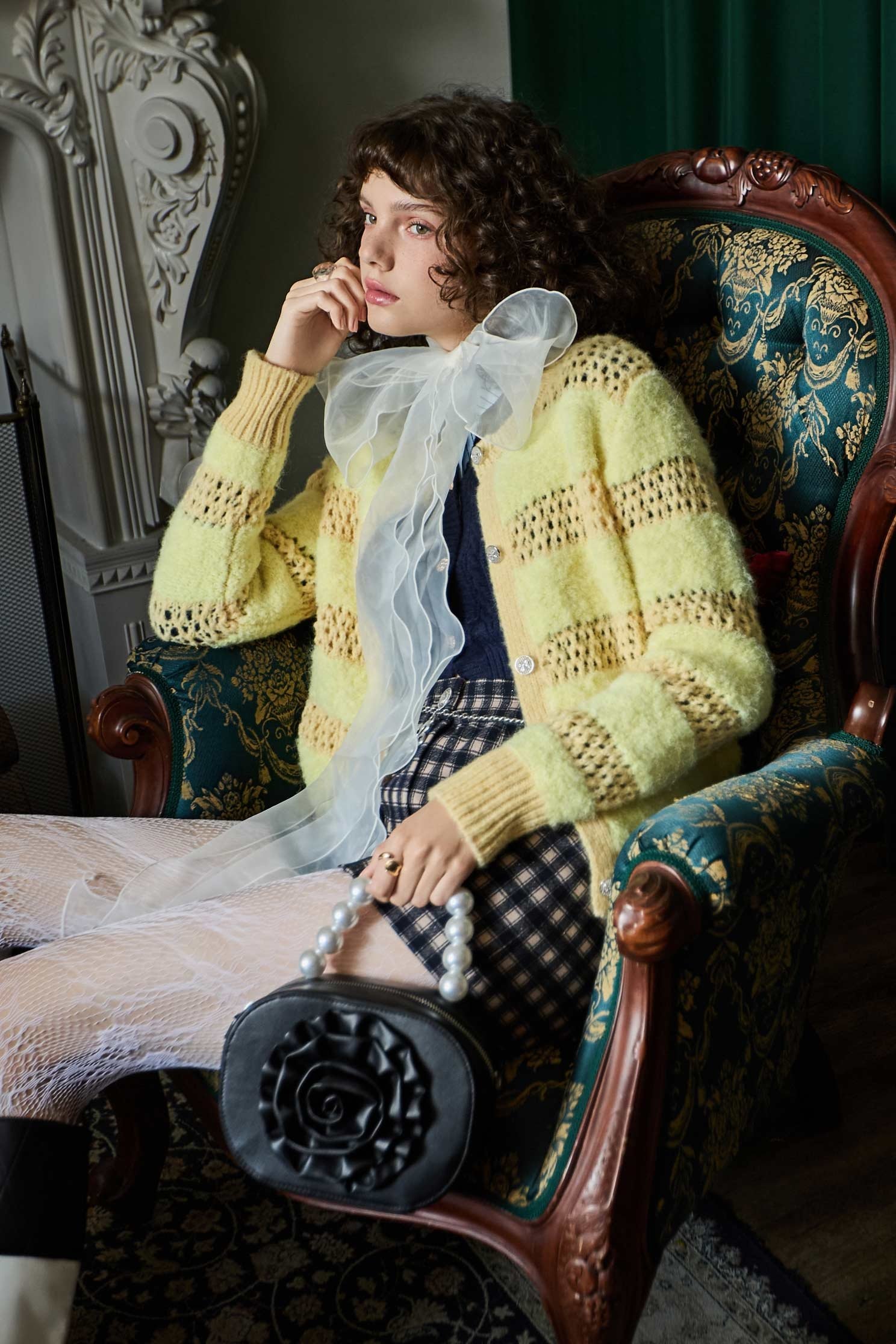 萊姆黃拼簍空條開襟針織萊姆黃拼簍空條開襟針織,外套,春夏穿搭,條紋,約會特輯,針織,針織外套