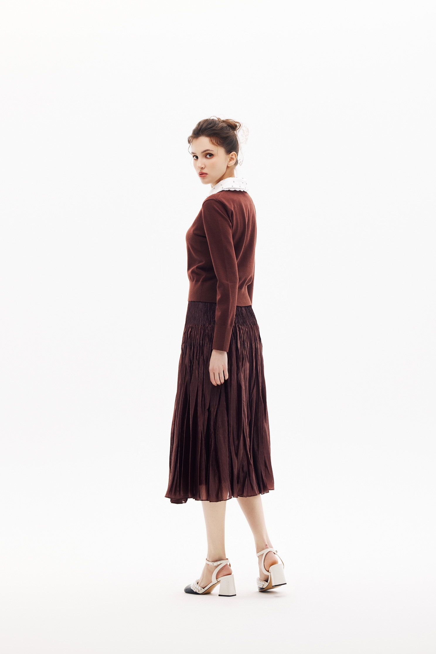 櫻桃巧克力色針織外套櫻桃巧克力色針織外套,上班OL穿搭,外套,春夏穿搭,約會特輯,花花世界,蕾絲,針織,針織外套