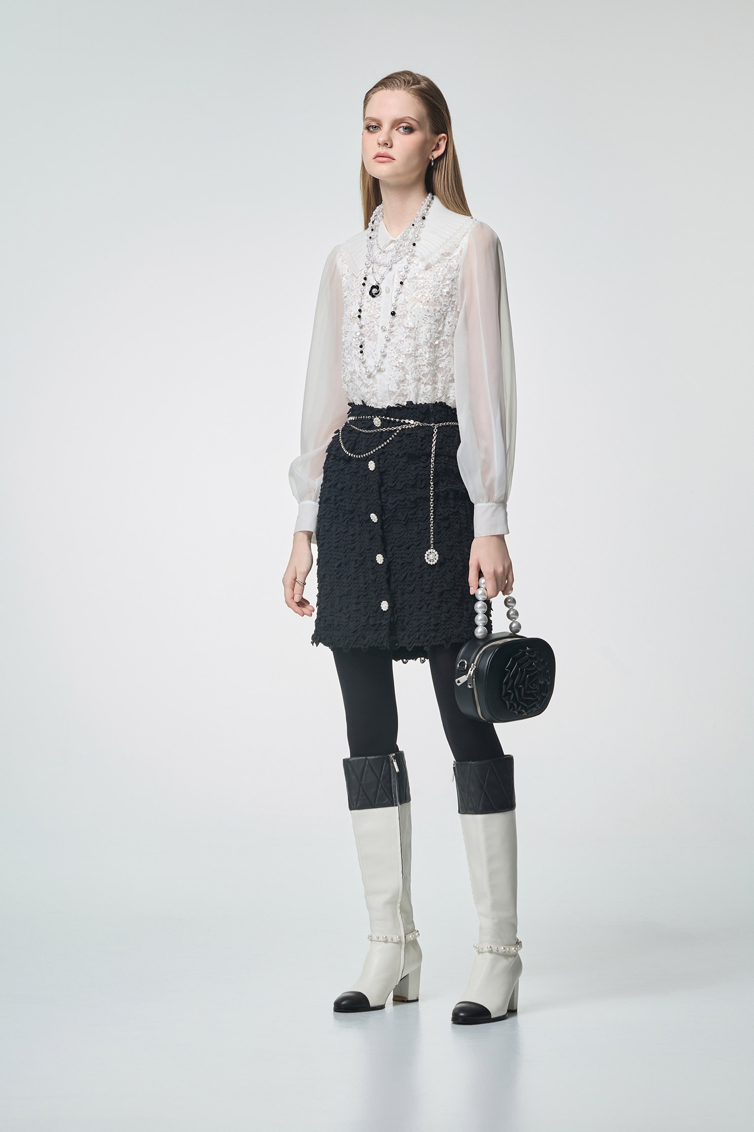 帶子紗式小香風珍珠釦短裙帶子紗式小香風珍珠釦短裙,上班OL穿搭,小香風,時髦成套搭配,珍珠,短裙,秋冬穿搭,約會特輯,花花世界