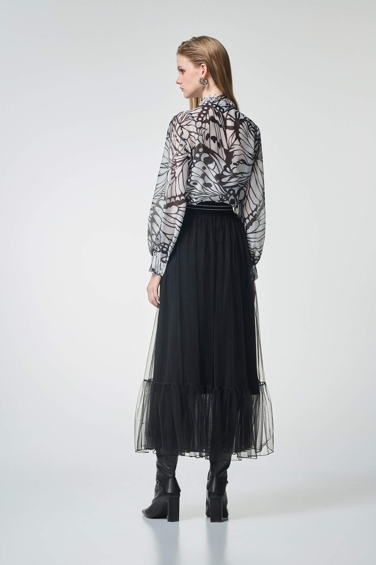 飄逸夜光黑網紗裙飄逸夜光黑網紗裙,上班OL穿搭,秋冬穿搭,約會特輯,紗裙,網紗,輕奢度假,輕奢渡假,長裙