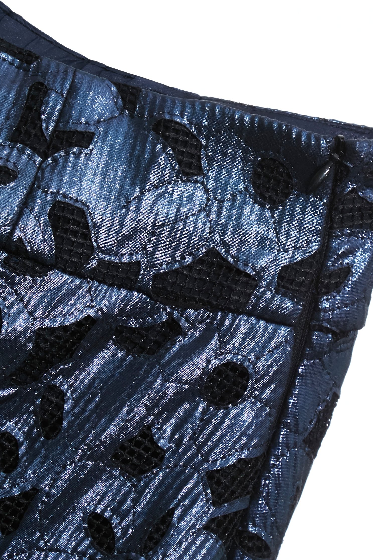 光澤感壓花中長裙光澤感壓花中長裙,春夏穿搭,約會特輯,網裙,長裙