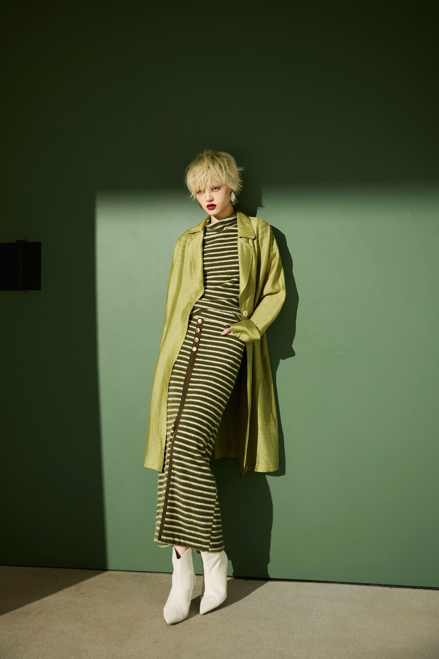 酸橙綠條紋中長裙酸橙綠條紋中長裙,春夏穿搭,條紋,長裙