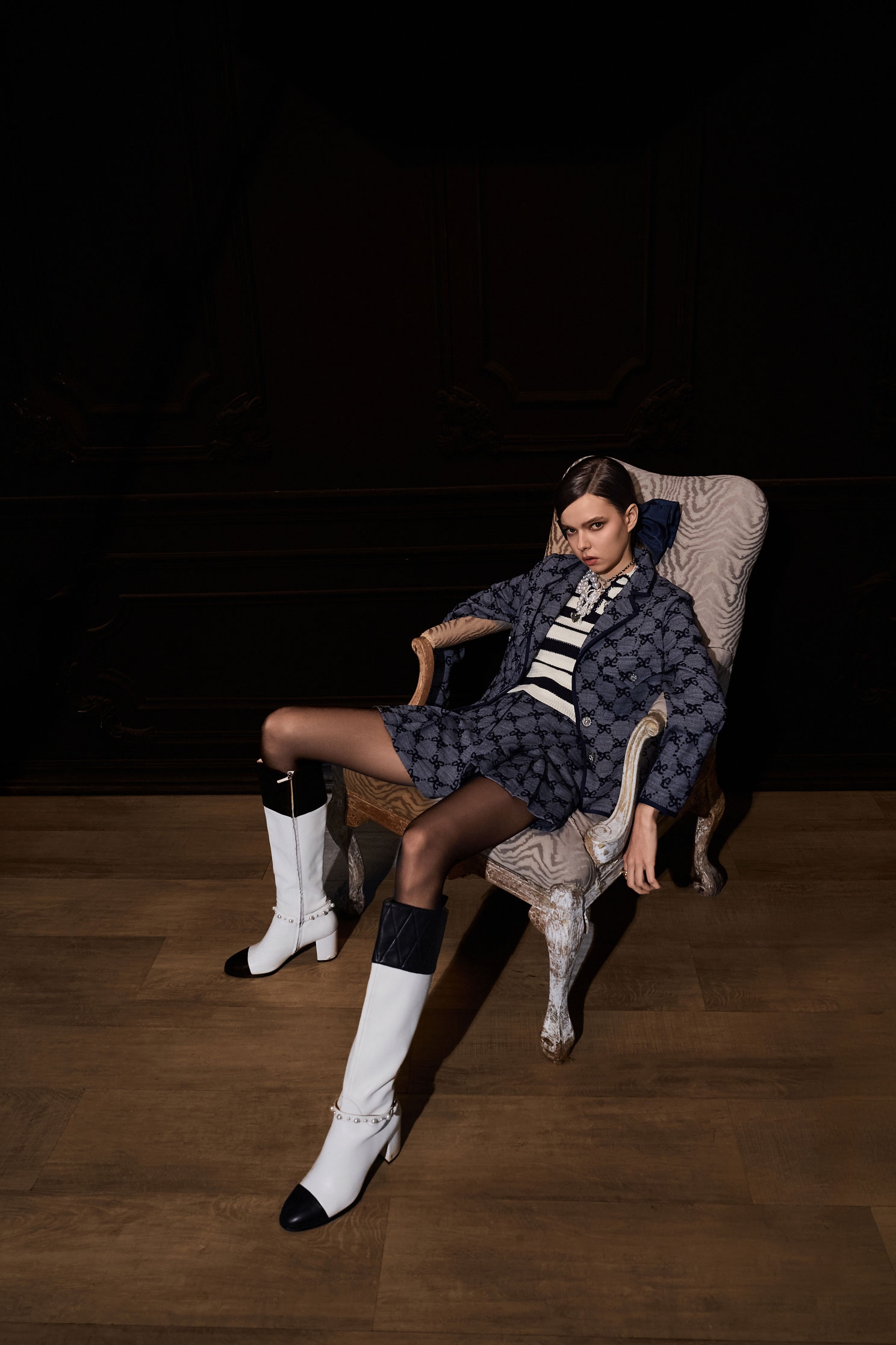 立體蝴蝶結紋理短褲立體蝴蝶結紋理短褲,上班OL穿搭,短褲,秋冬穿搭,約會特輯,蝴蝶結,褲裙