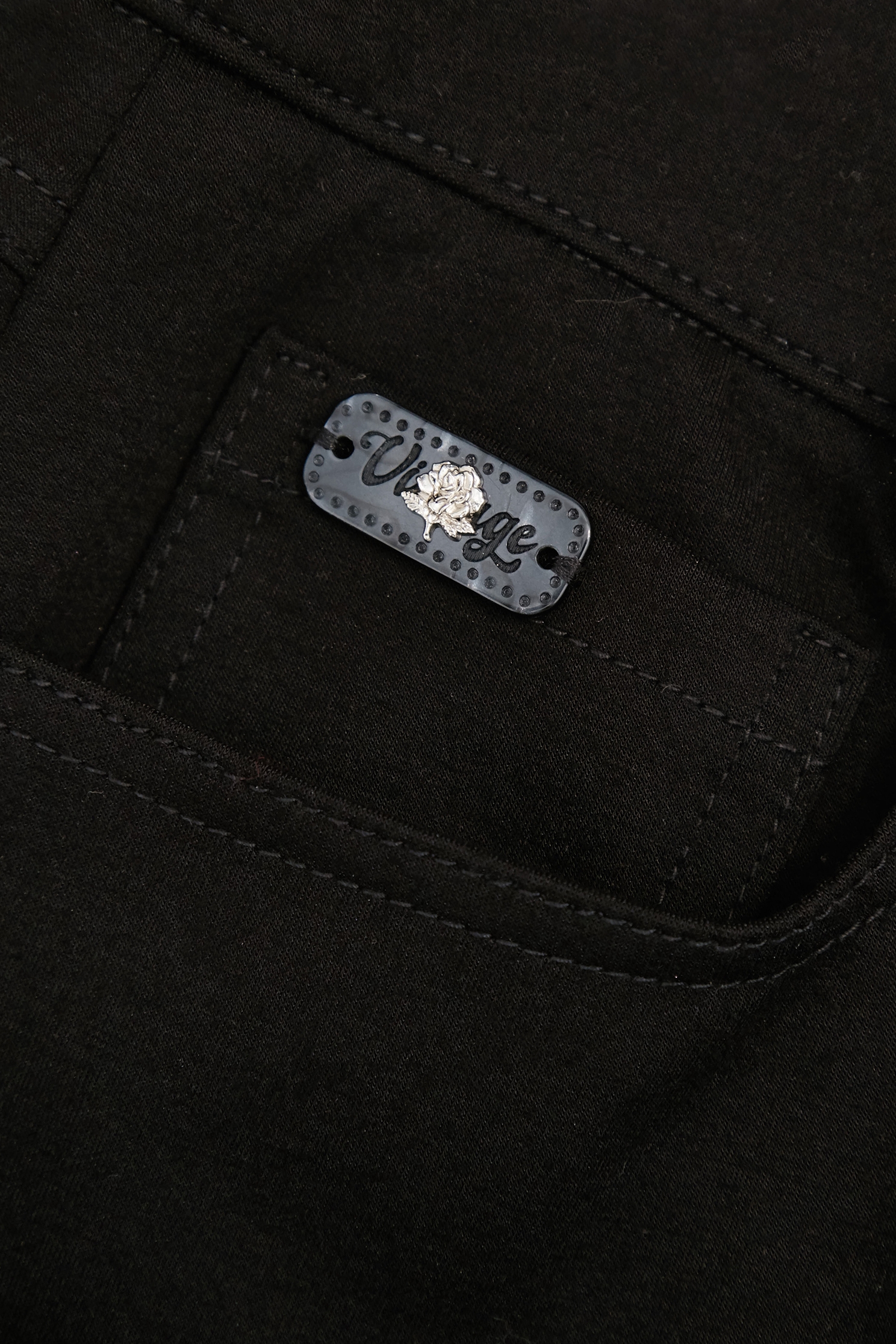 極致黑顯瘦大寬褲極致黑顯瘦大寬褲,上班OL穿搭,寬褲,秋冬穿搭,褲子,黑色長褲