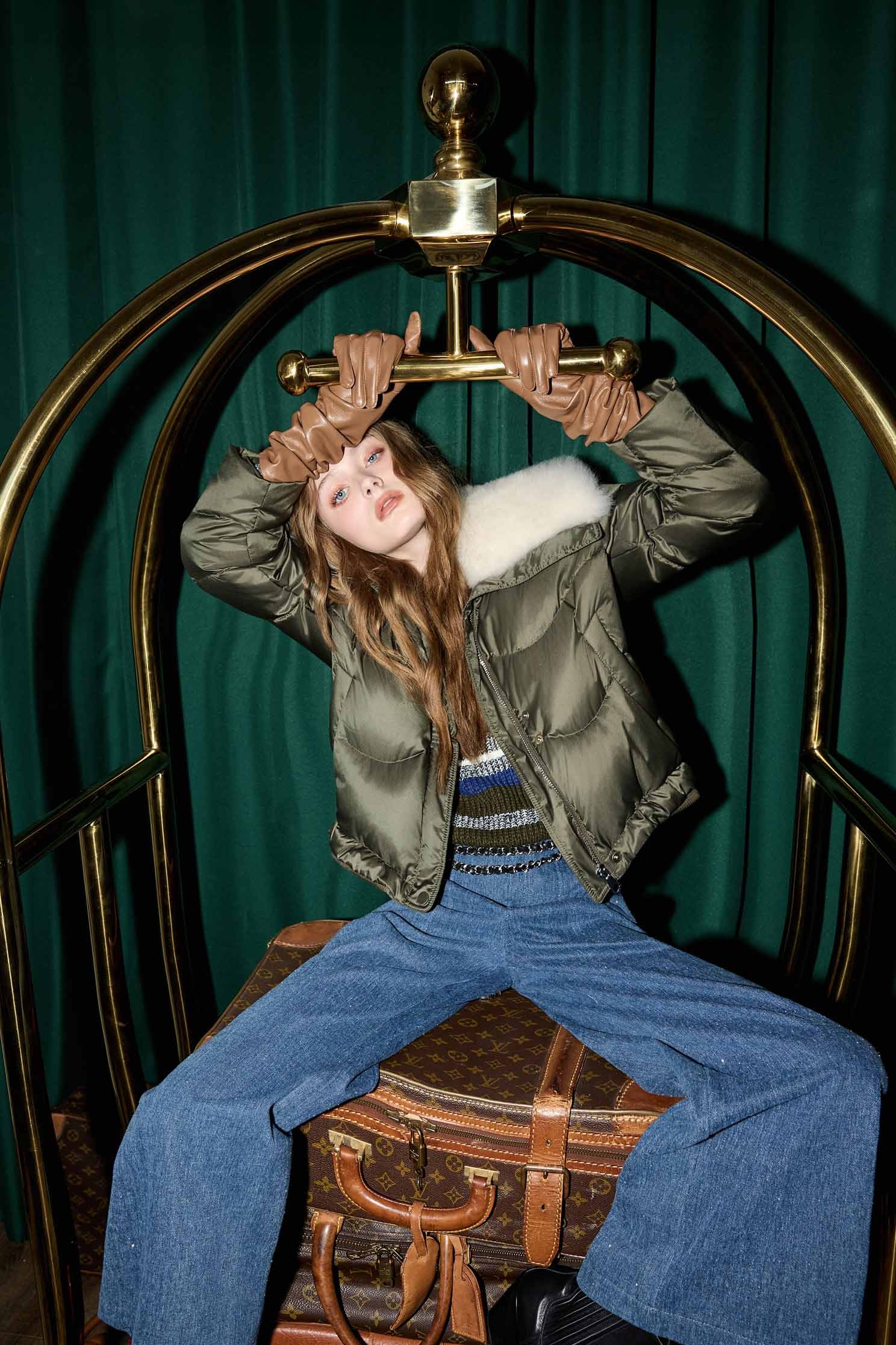 閃亮復古藍牛仔寬褲閃亮復古藍牛仔寬褲,寬褲,牛仔,牛仔褲,秋冬穿搭,純棉,褲子