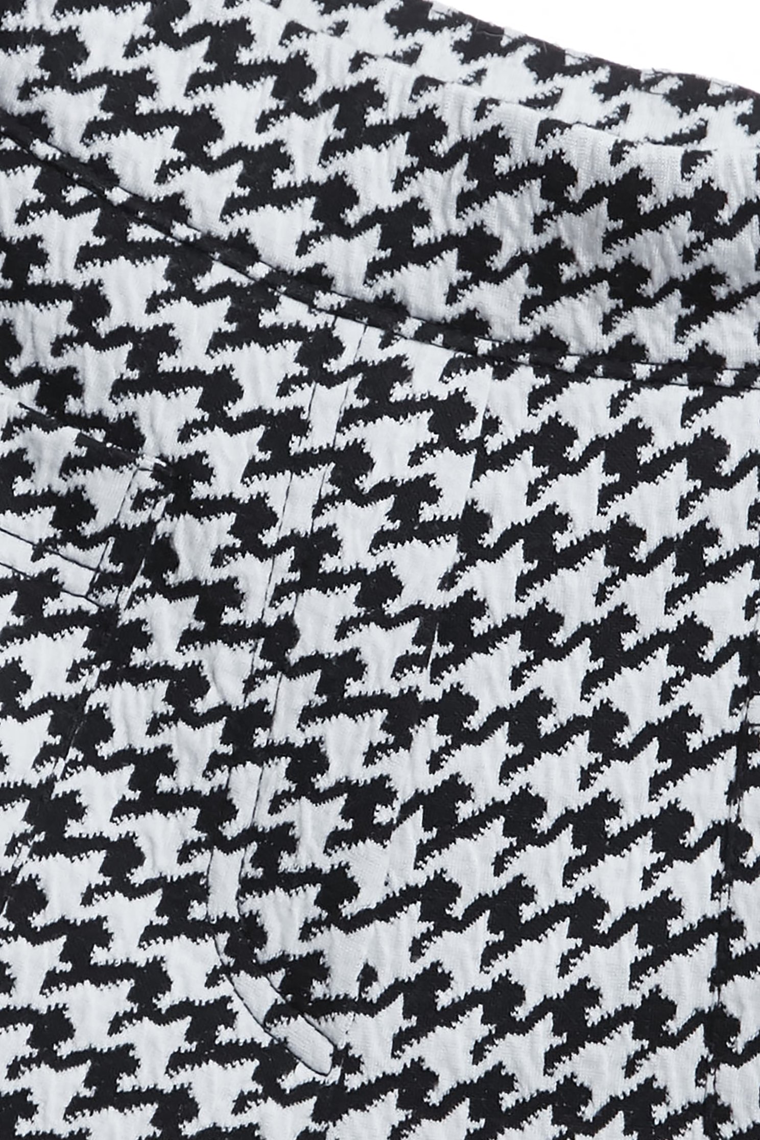 黑白千鳥無拉鏈彈性顯瘦神褲黑白千鳥無拉鏈彈性顯瘦神褲,上班OL穿搭,喇叭褲,時髦成套搭配,秋冬穿搭,褲子,針織