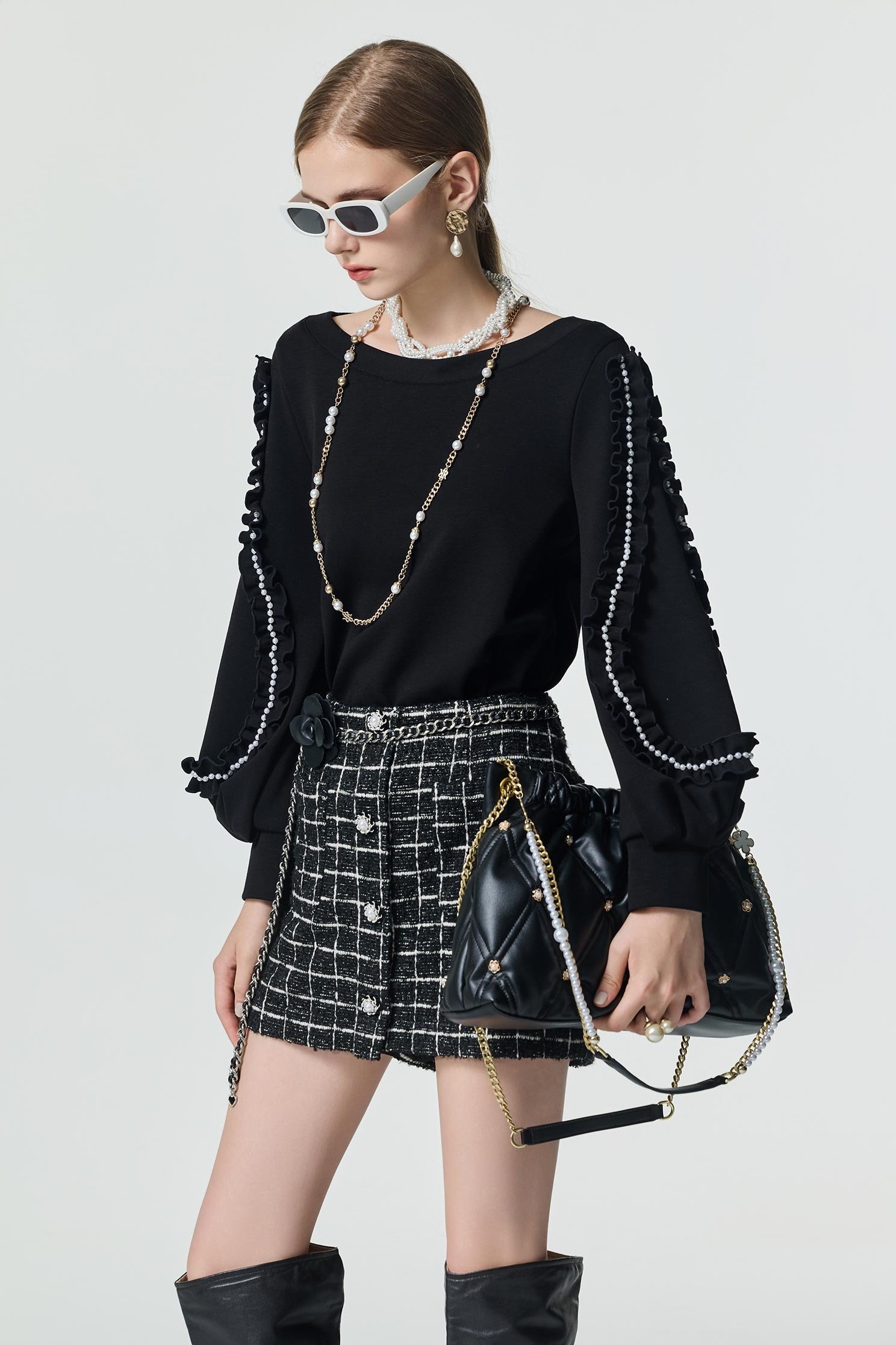 經典黑白格彈性短褲裙經典黑白格彈性短褲裙,春夏穿搭,珍珠,褲子,褲裙,針織