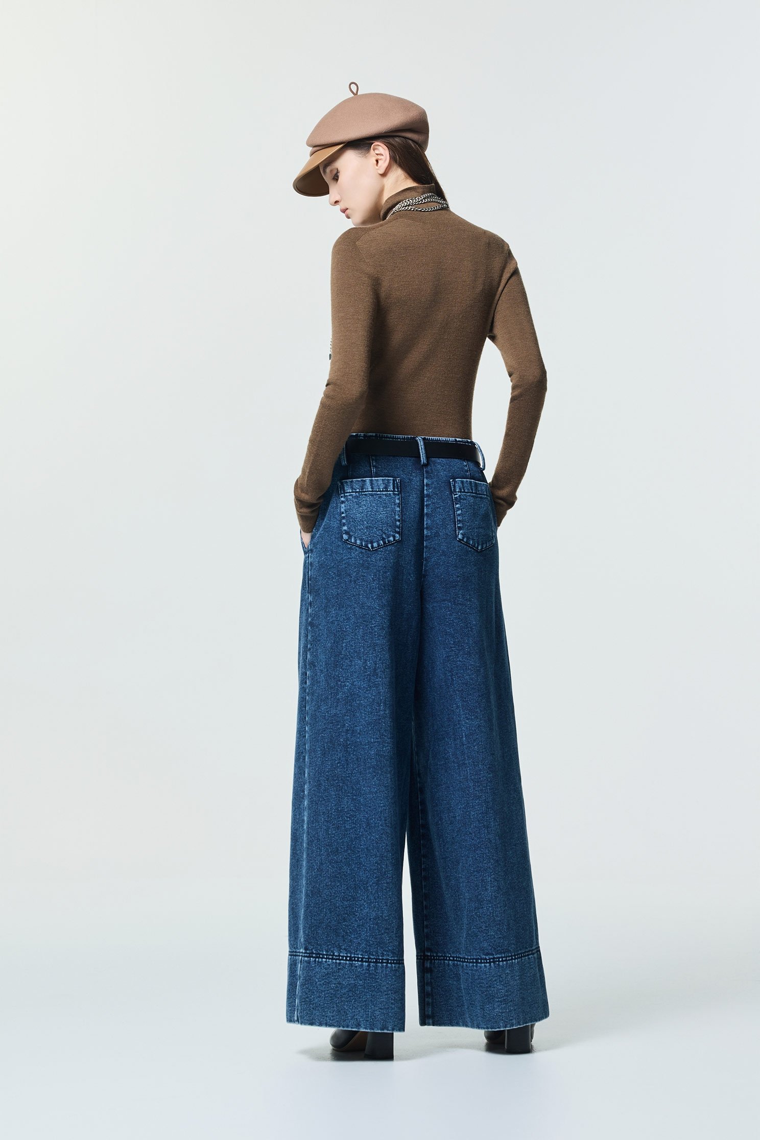 內刷毛寬腿牛仔褲內刷毛寬腿牛仔褲,上班OL穿搭,春夏穿搭,牛仔,牛仔褲,約會特輯