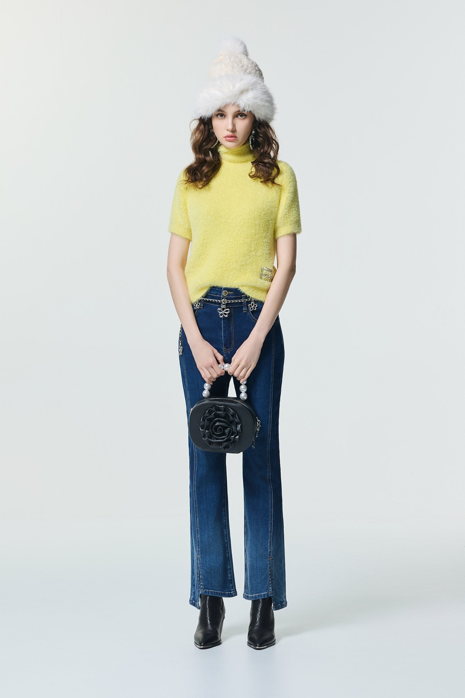 雙腰頭漸層牛仔喇叭長褲雙腰頭漸層牛仔喇叭長褲,上班OL穿搭,丹寧,春夏穿搭,牛仔,牛仔褲,約會特輯,蝴蝶結,長褲