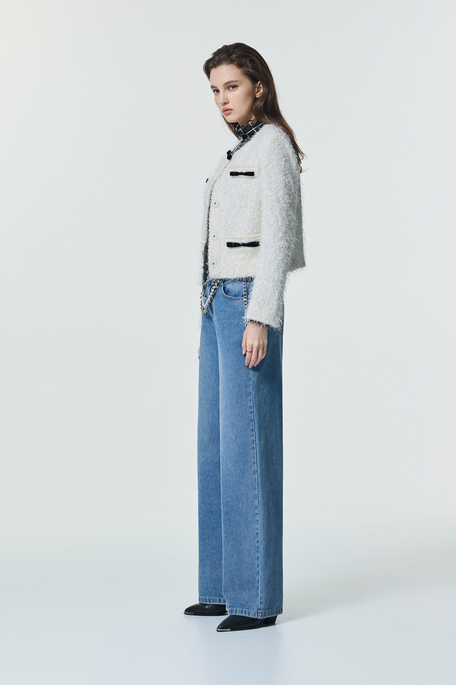 金屬珍珠鏈條單寧大寬褲金屬珍珠鏈條單寧大寬褲,春夏穿搭,牛仔,牛仔褲,珍珠,褲子