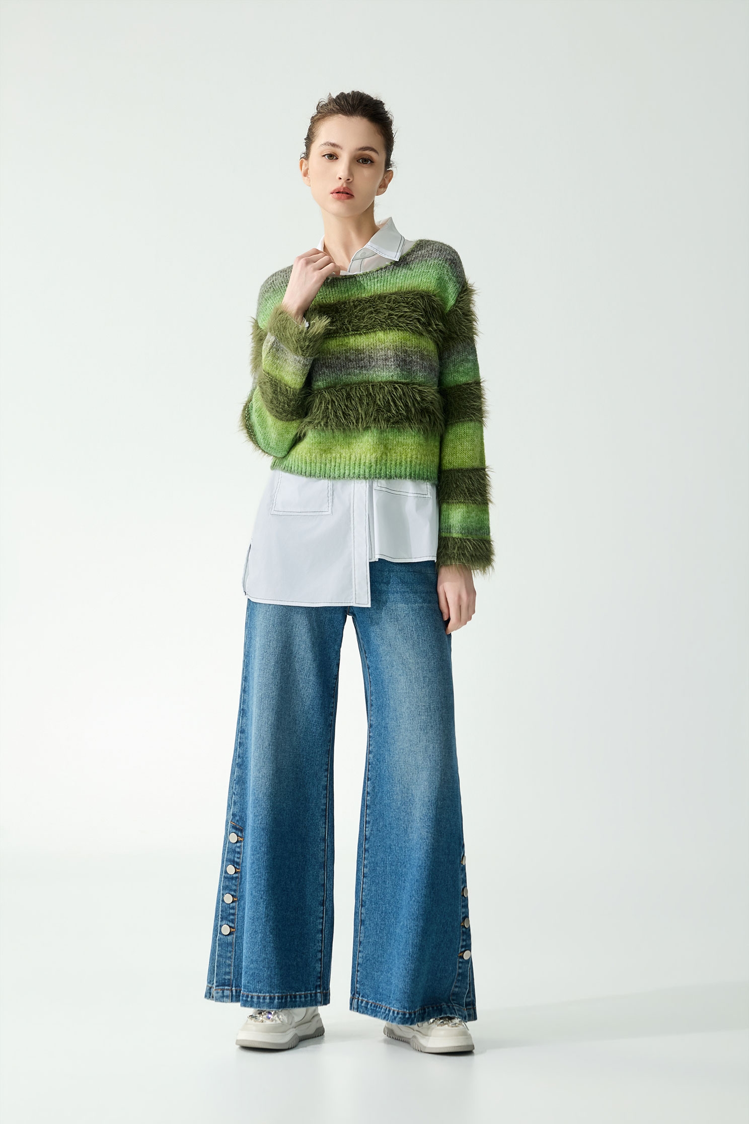 側開衩排釦牛仔喇叭褲側開衩排釦牛仔喇叭褲,春夏穿搭,牛仔,牛仔褲,褲子