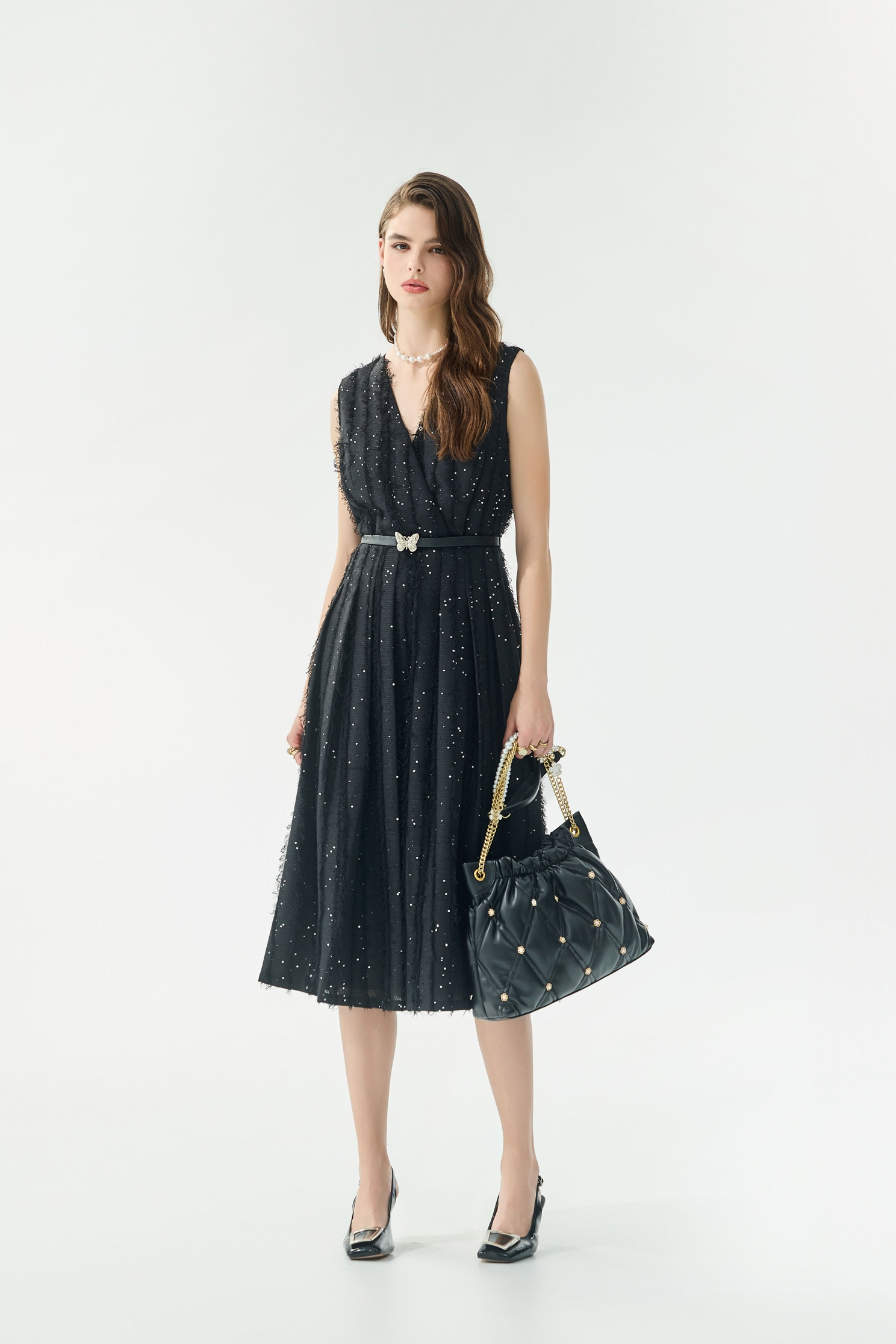 華麗崁飾亮片無袖洋裝華麗崁飾亮片無袖洋裝,一般洋裝,春夏穿搭,洋裝特輯,黑色洋裝