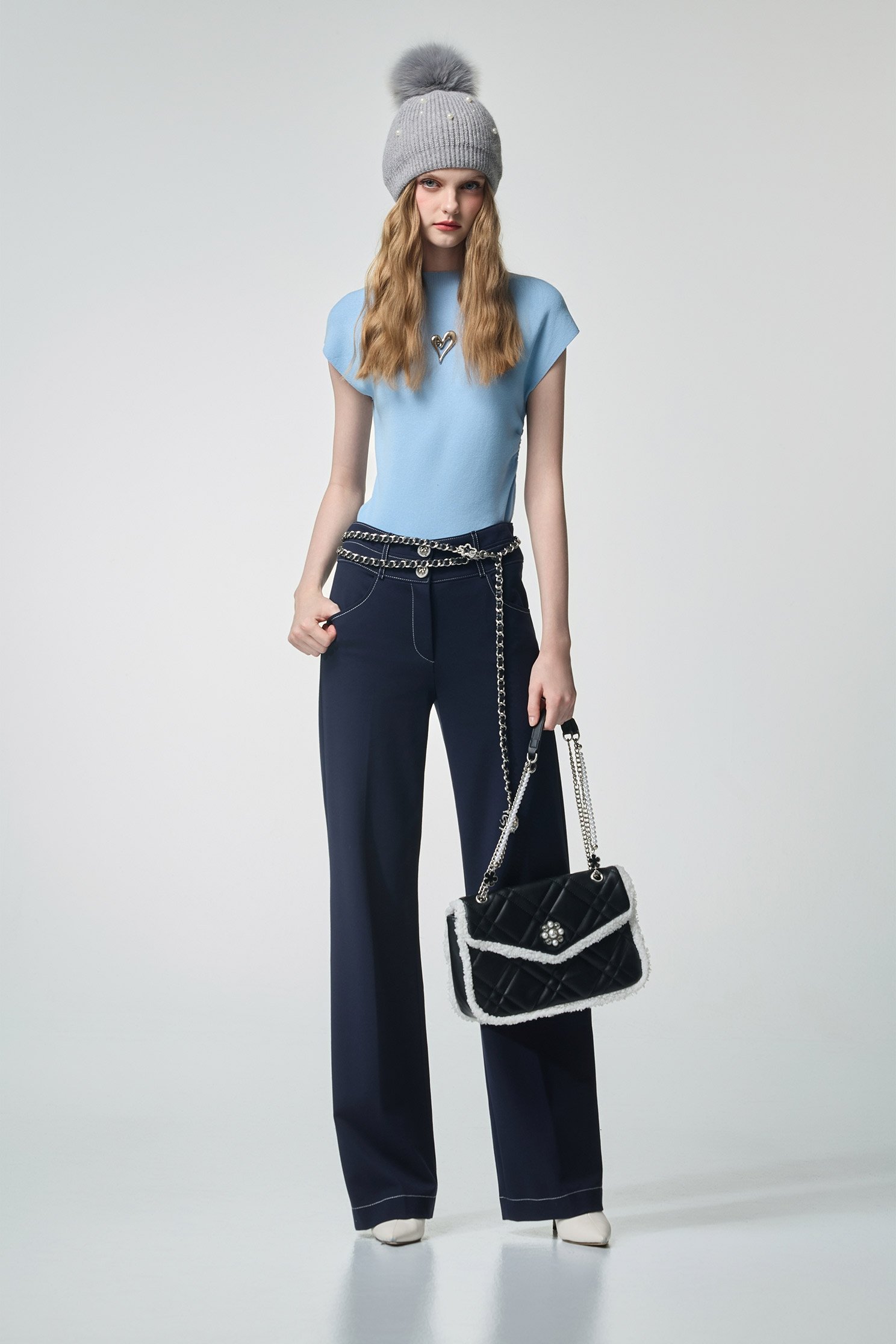 月光石藍無袖針織上衣月光石藍無袖針織上衣,一般背心,一般背心馬甲,上衣,秋冬穿搭,約會特輯,針織,針織上衣