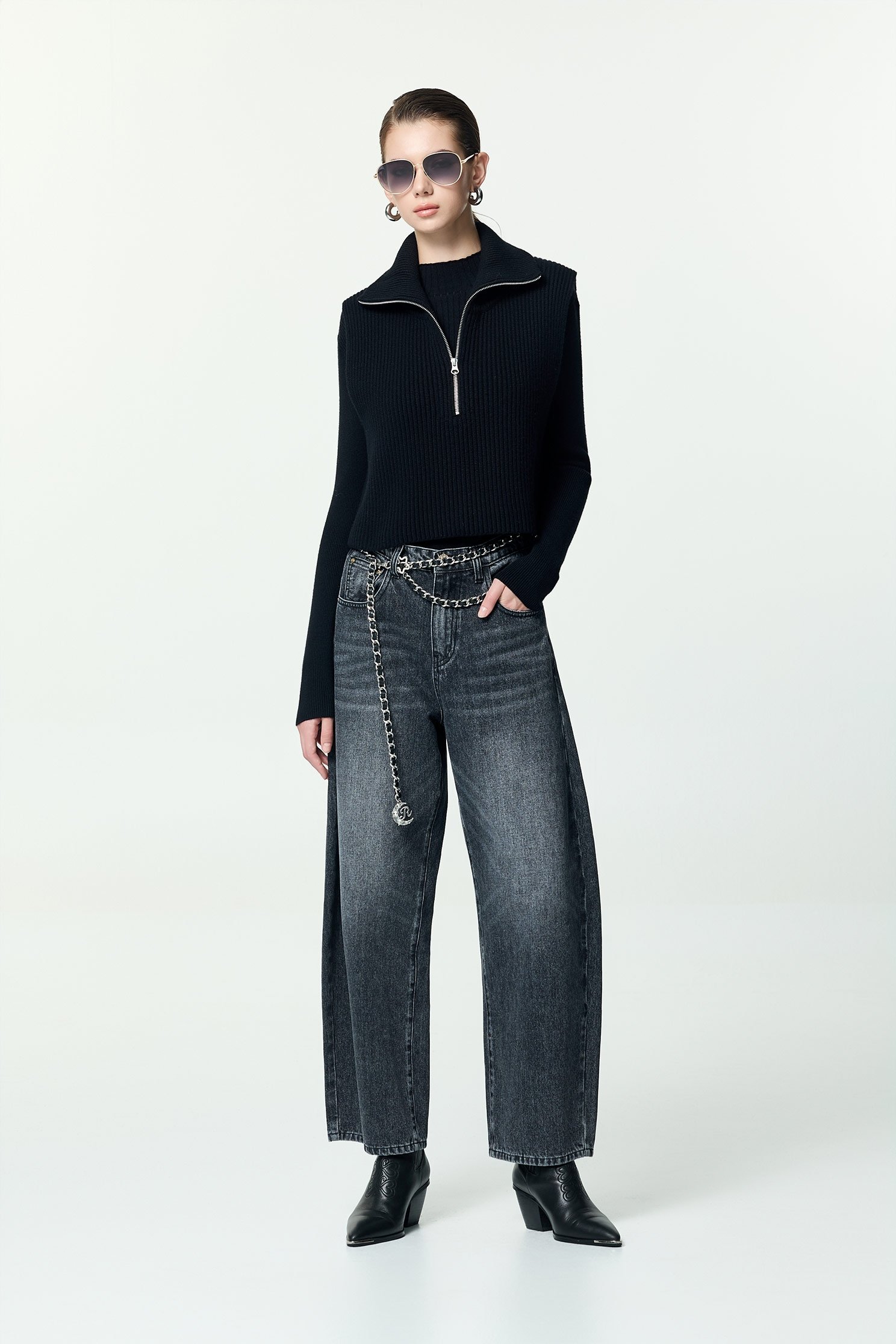 短版造型針織背心短版造型針織背心,一般背心,一般背心馬甲,秋冬穿搭,背心,針織,針織背心,黑色背心