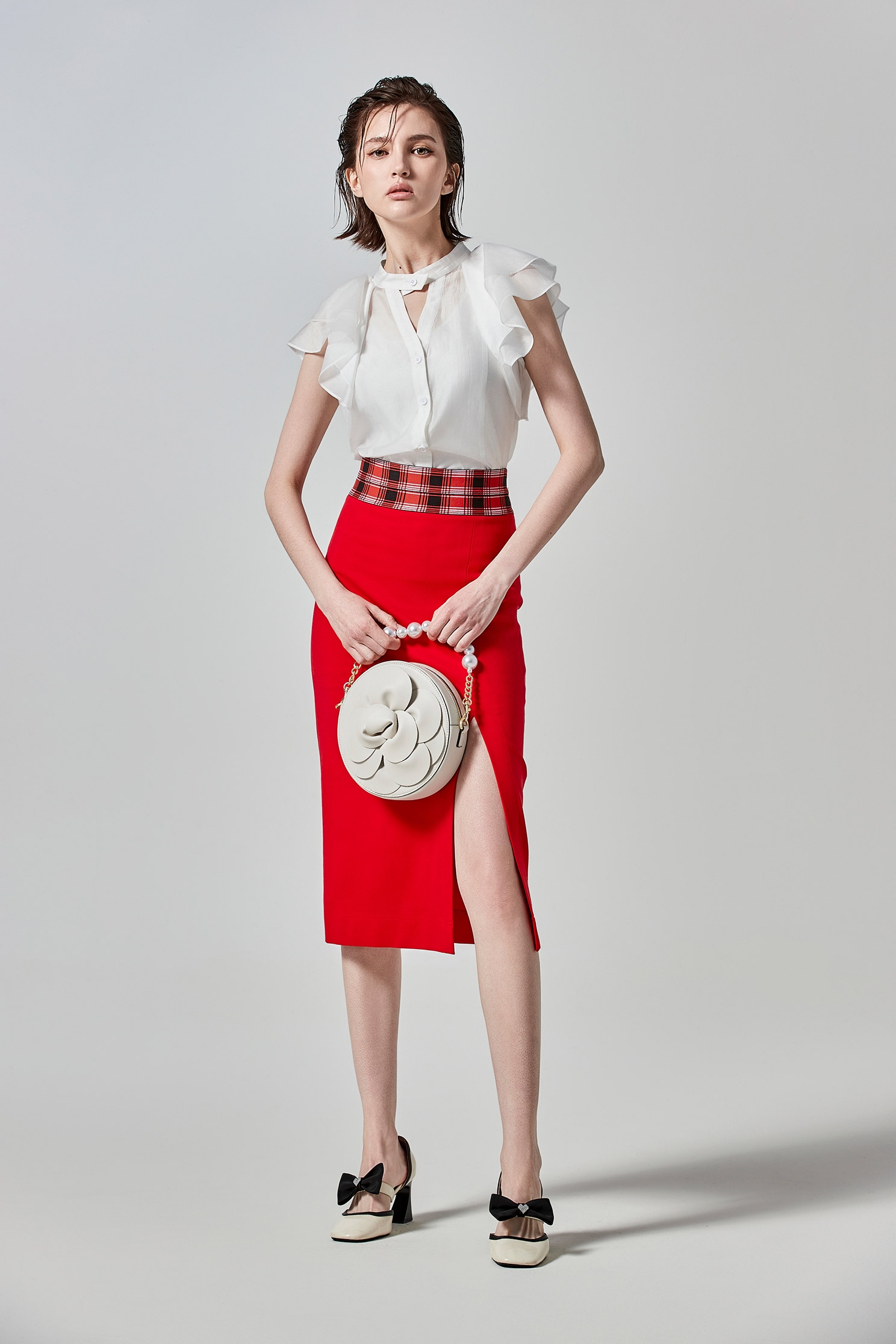 鮮辣椒紅荷葉襯衫上衣鮮辣椒紅荷葉襯衫上衣,一般背心,一般背心馬甲,上衣,人氣商品,內搭上衣,春夏穿搭,白色背心,約會特輯,背心,荷葉