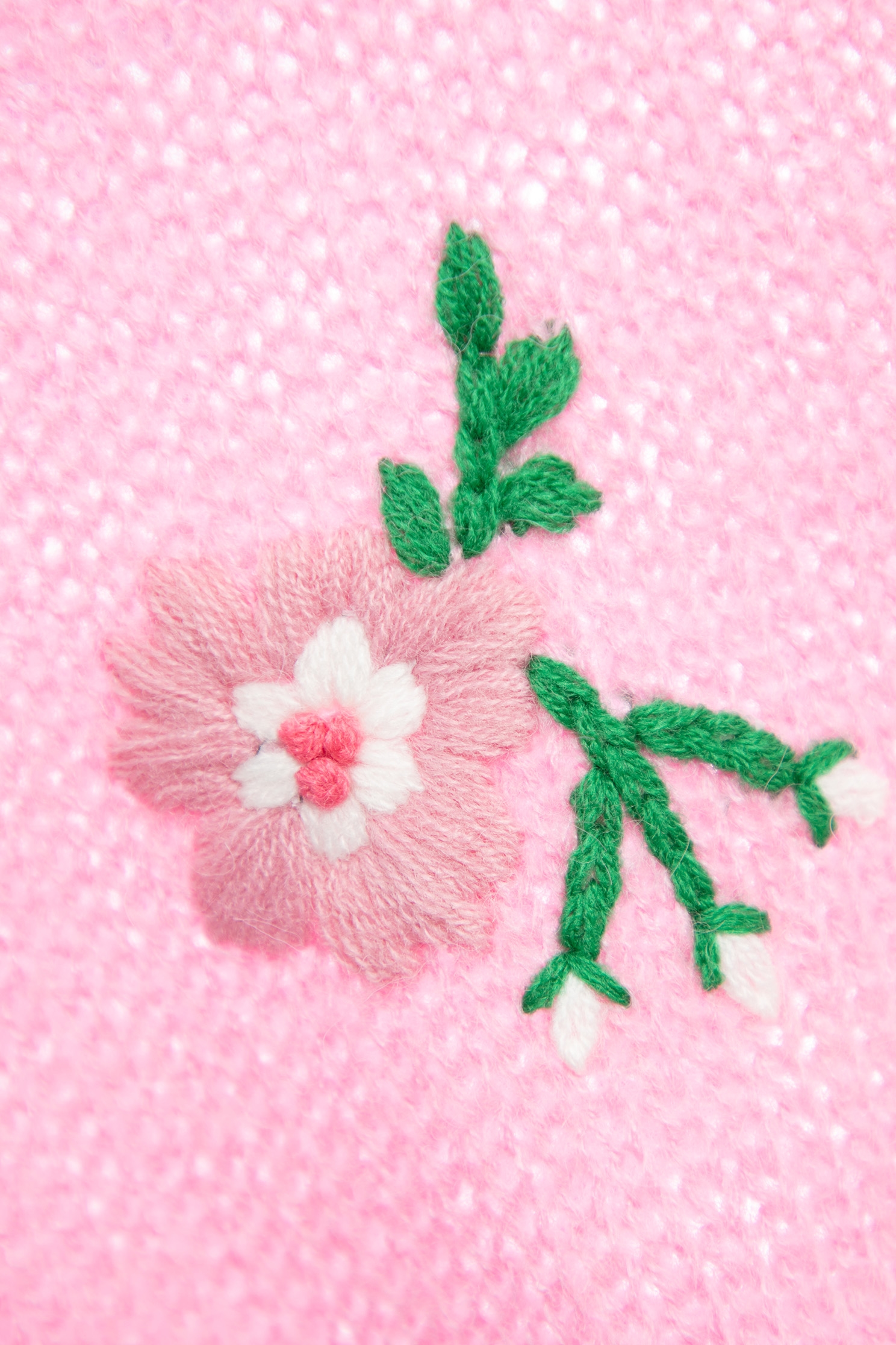 芭比粉花形針織上衣芭比粉花形針織上衣,上衣,秋冬穿搭,針織,針織衫