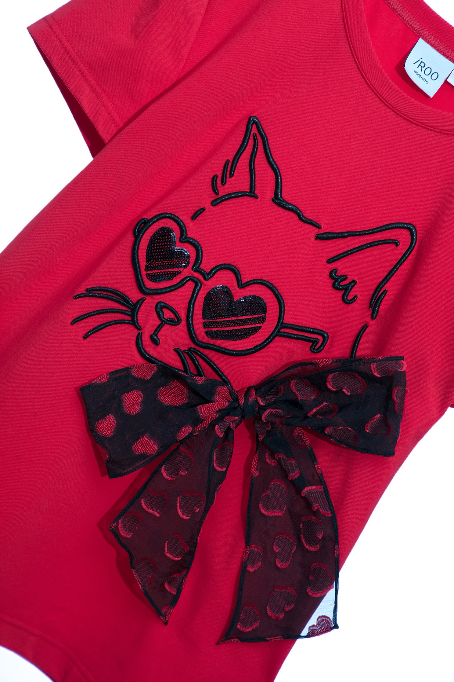 戴眼鏡貓咪刺繡T恤上衣戴眼鏡貓咪刺繡T恤上衣,T-Shirt,上衣,刺繡,秋冬穿搭,蝴蝶結,開運紅