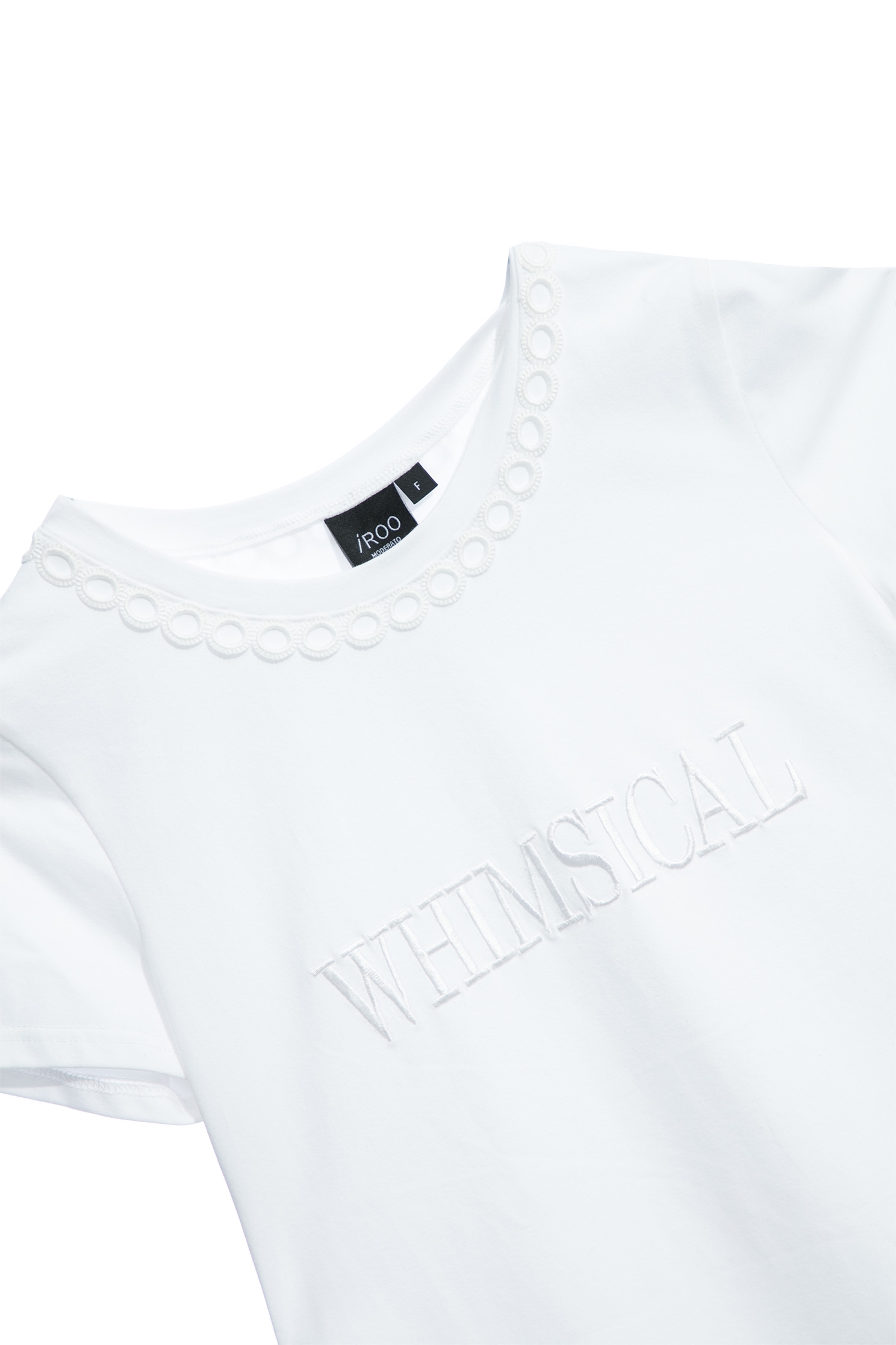 領口花邊繡花T恤領口花邊繡花T恤,T-Shirt,上衣,白色上衣,秋冬穿搭,純棉,繡花