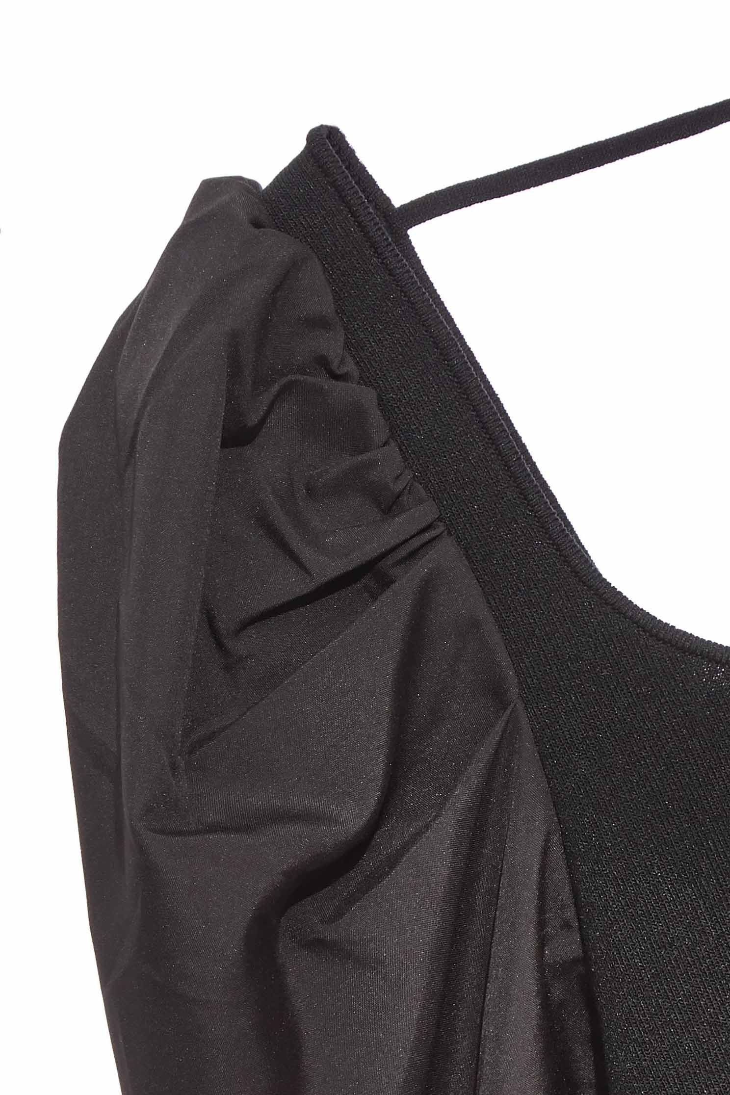 燈籠袖針織上衣燈籠袖針織上衣,上衣,春夏穿搭,針織,針織衫,黑色上衣