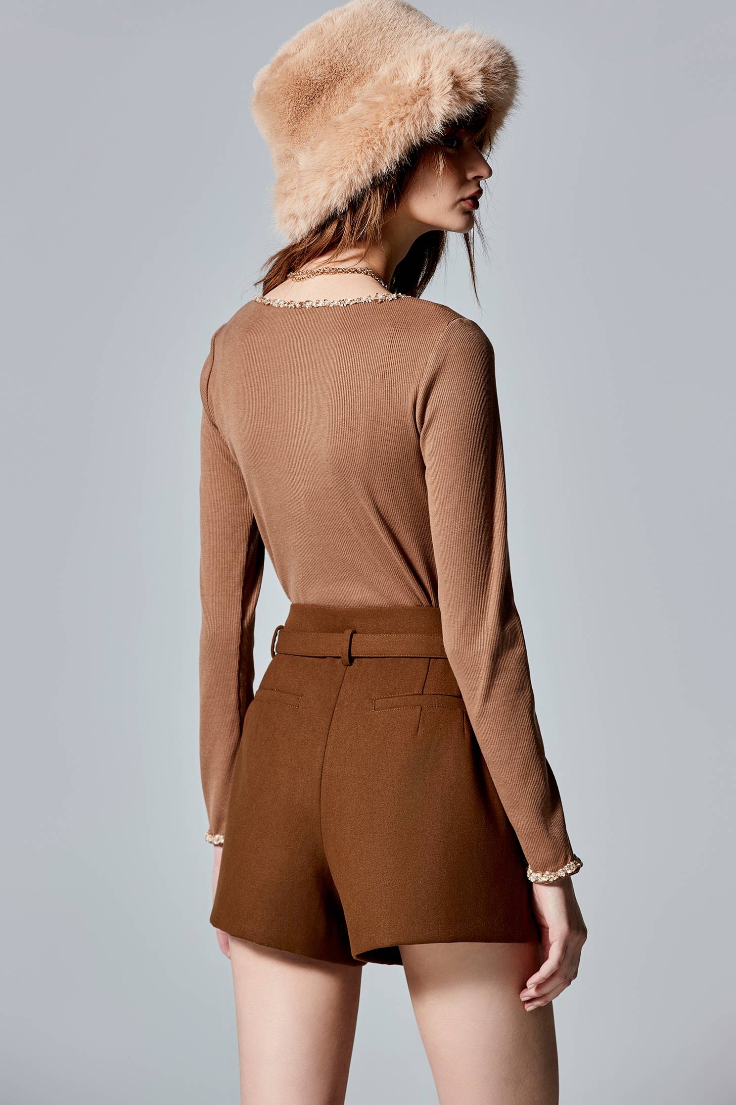 咖色桃心領坑條內搭咖色桃心領坑條內搭,上衣,人氣商品,內搭上衣,秋冬穿搭