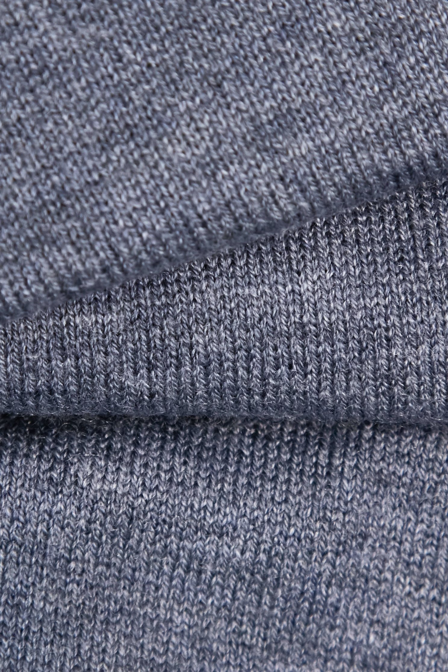 安靜灰假兩件上衣安靜灰假兩件上衣,上班OL穿搭,上衣,秋冬穿搭,約會特輯,針織衫