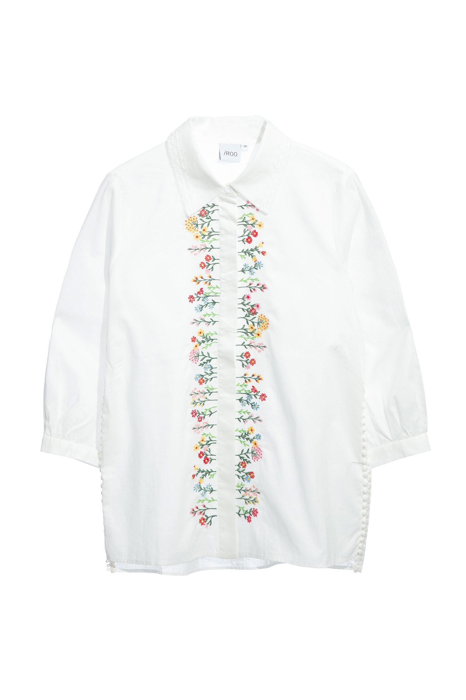 花叢刺繡襯衫式上衣花叢刺繡襯衫式上衣,上衣,刺繡,春夏穿搭,白色上衣,花花世界,蕾絲,襯衫