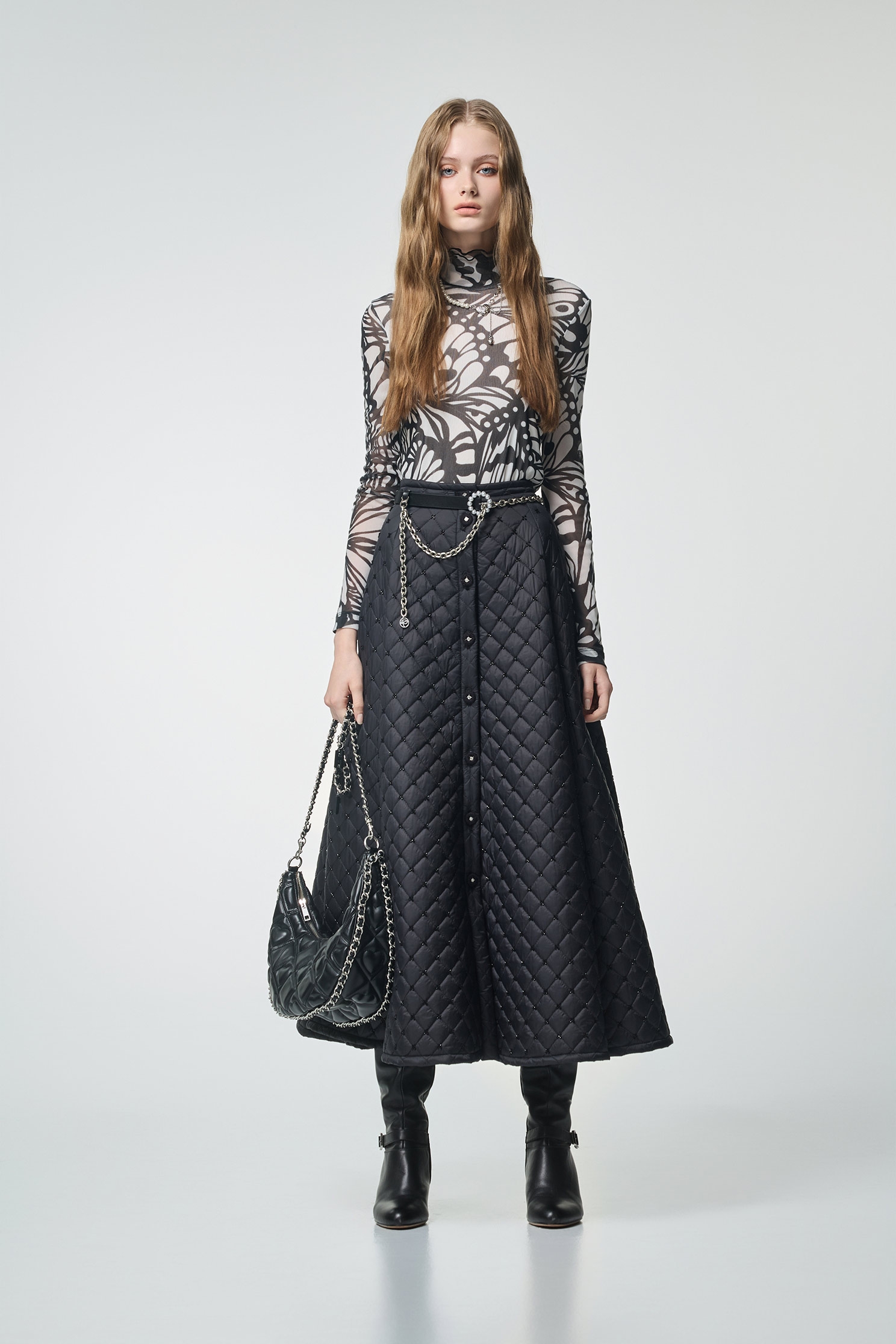 蝴蝶圖騰印花高領上衣蝴蝶圖騰印花高領上衣,上衣,秋冬穿搭