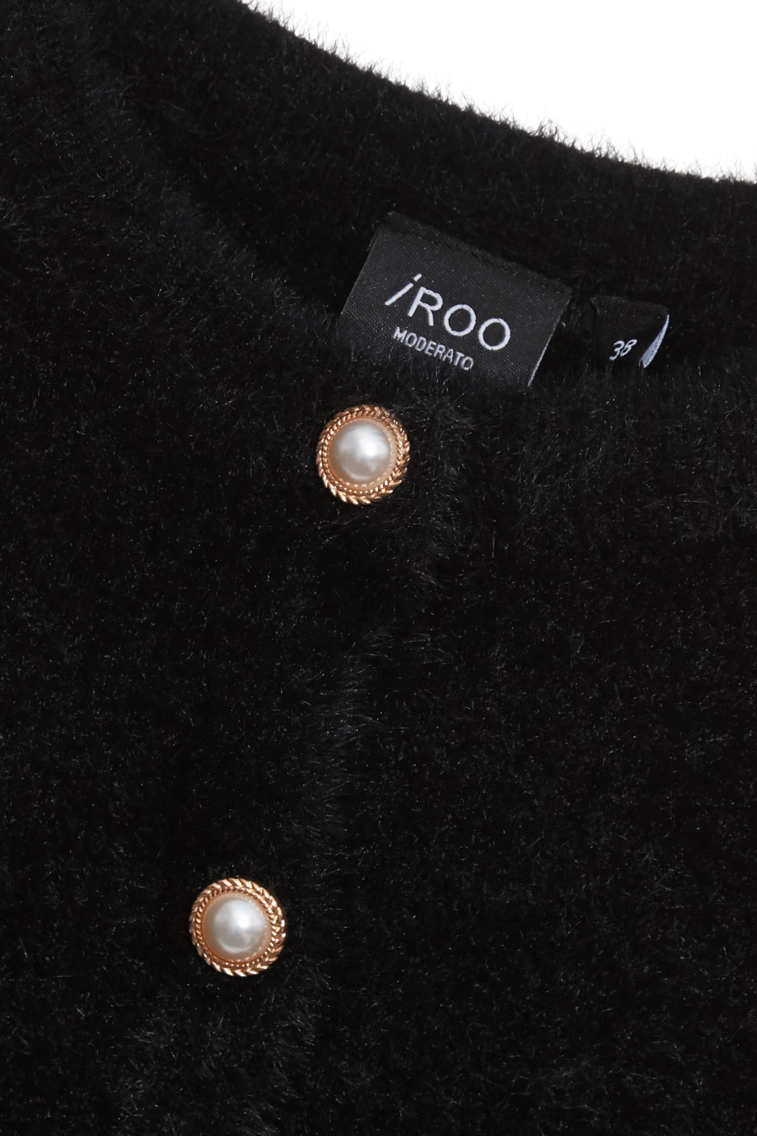 珍珠釘飾仿貂毛針織單品珍珠釘飾仿貂毛針織單品,上班OL穿搭,珍珠,秋冬穿搭,約會特輯,針織,針織衫