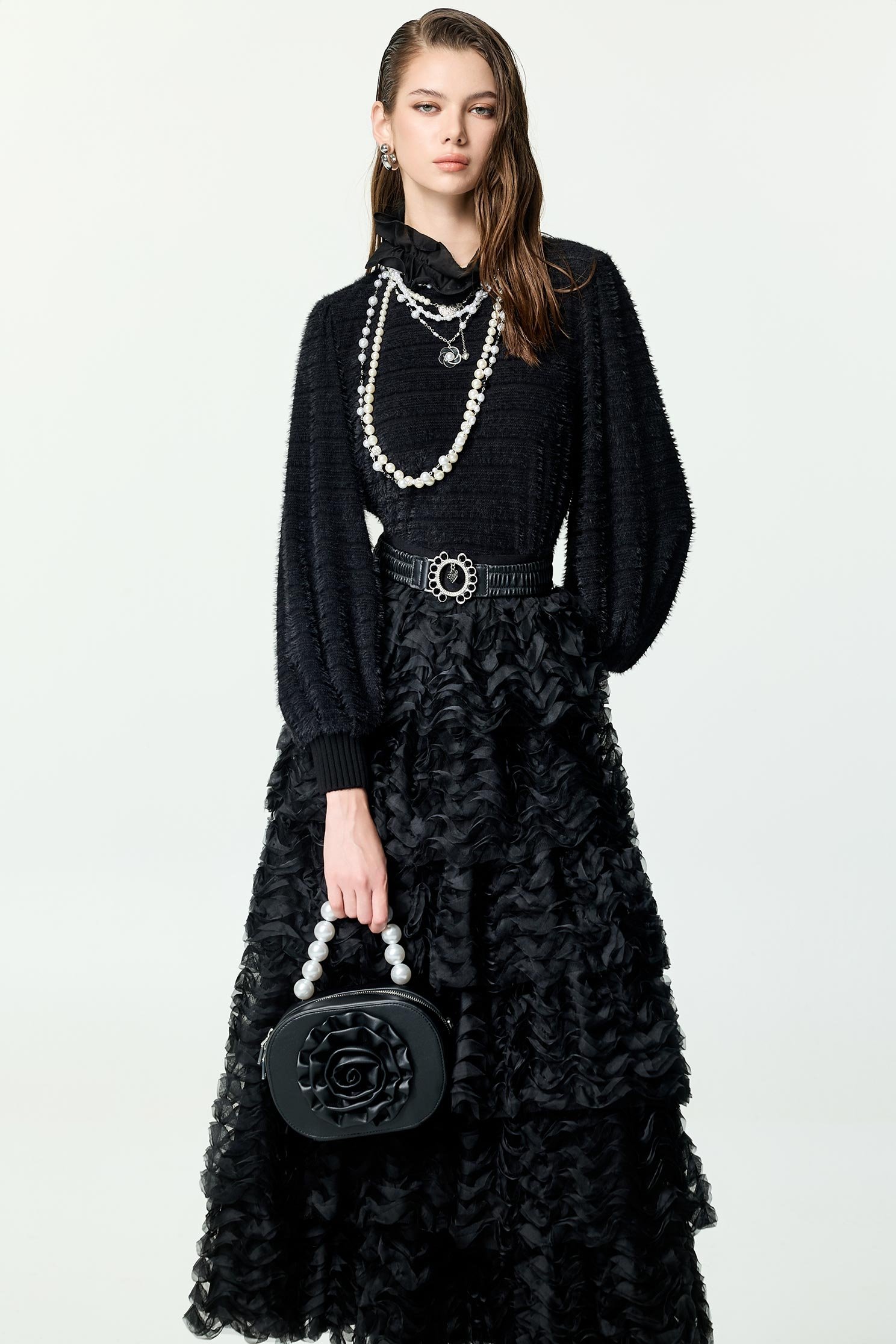 溫暖刷毛感荷葉領單品溫暖刷毛感荷葉領單品,上班OL穿搭,上衣,秋冬穿搭,荷葉,針織