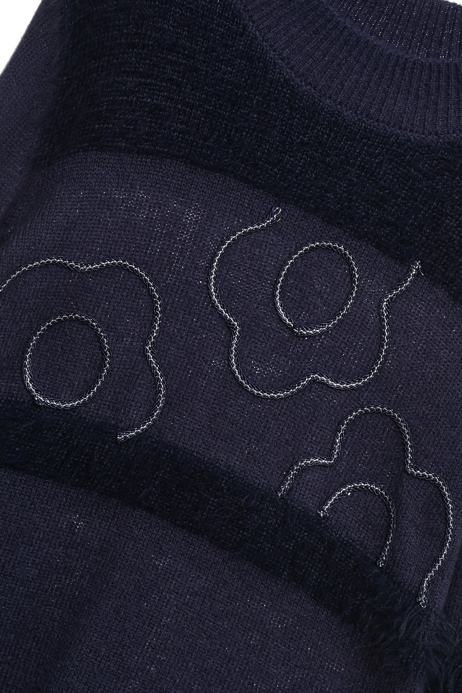 濃厚靛藍綴織帶花卉針織上衣濃厚靛藍綴織帶花卉針織上衣,上衣,秋冬穿搭,蝴蝶結,針織,針織衫