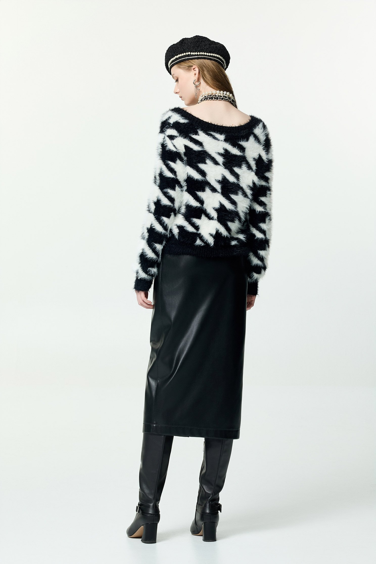 黑白雙色千鳥提花針織黑白雙色千鳥提花針織,上班OL穿搭,派對特輯,秋冬穿搭,約會特輯,針織,針織衫