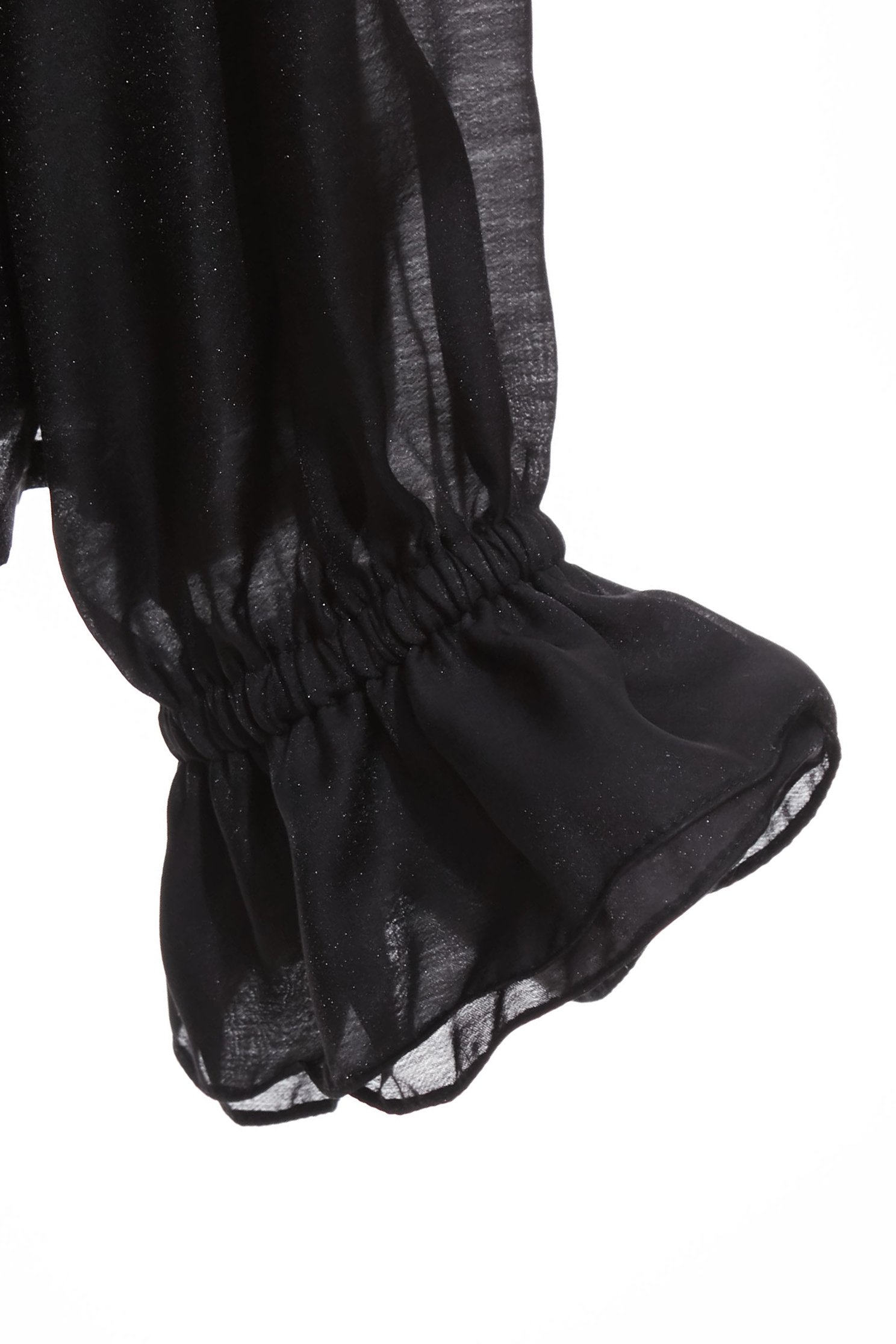 光澤類烏干荷葉領襯衫單品光澤類烏干荷葉領襯衫單品,上班OL穿搭,上衣,內搭上衣,秋冬穿搭,荷葉,襯衫