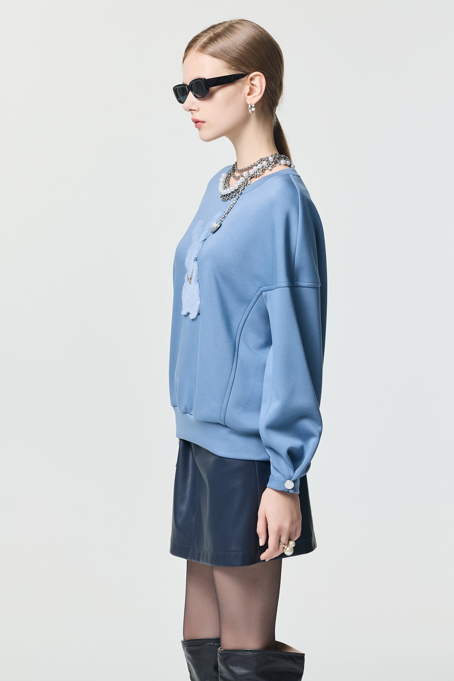 萌兔造型單品上衣萌兔造型單品上衣,上衣,春夏穿搭,簡約穿搭,衛衣,項鍊