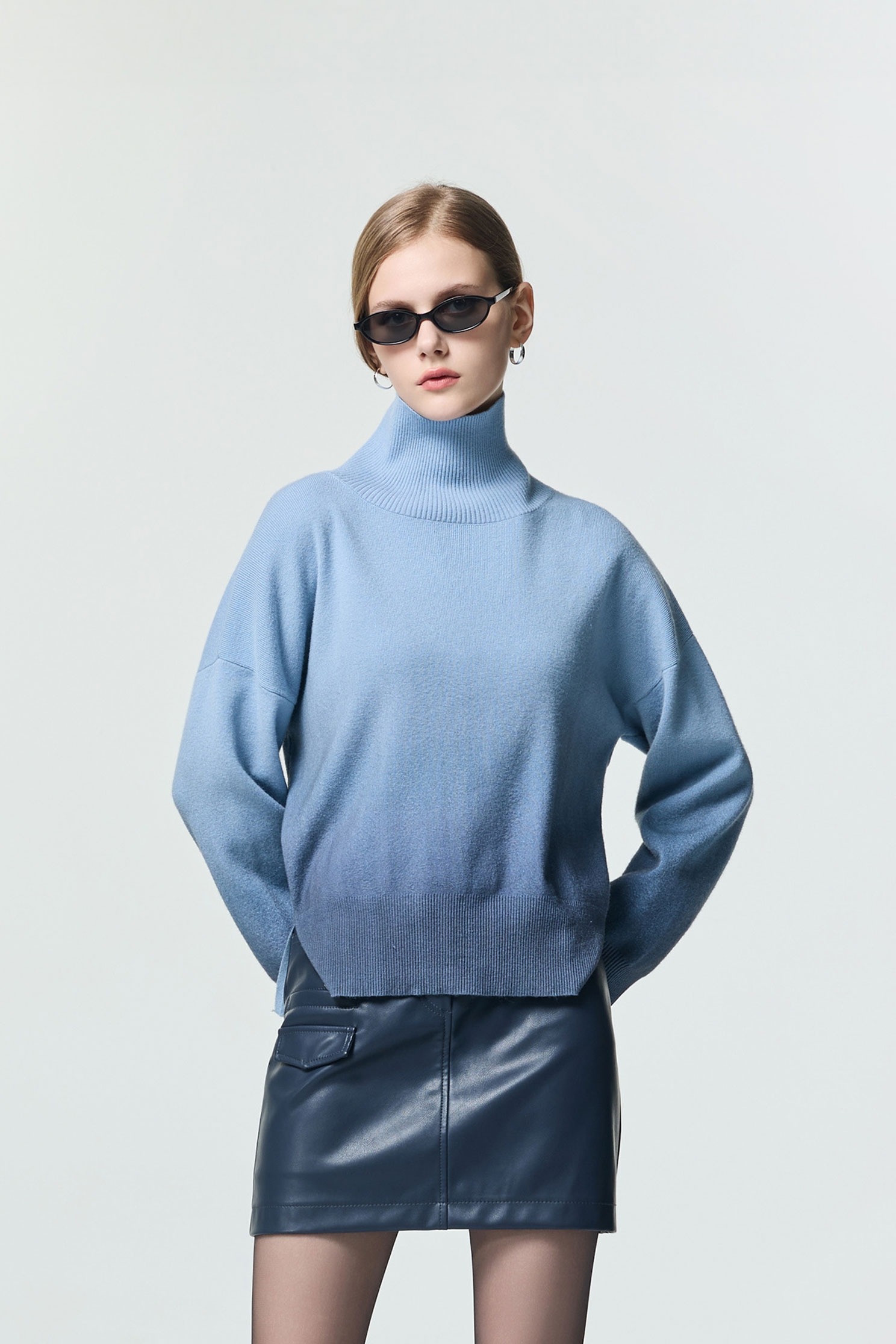 珍珠藍漸層染針織上衣珍珠藍漸層染針織上衣,上衣,春夏穿搭,珍珠,針織,針織衫