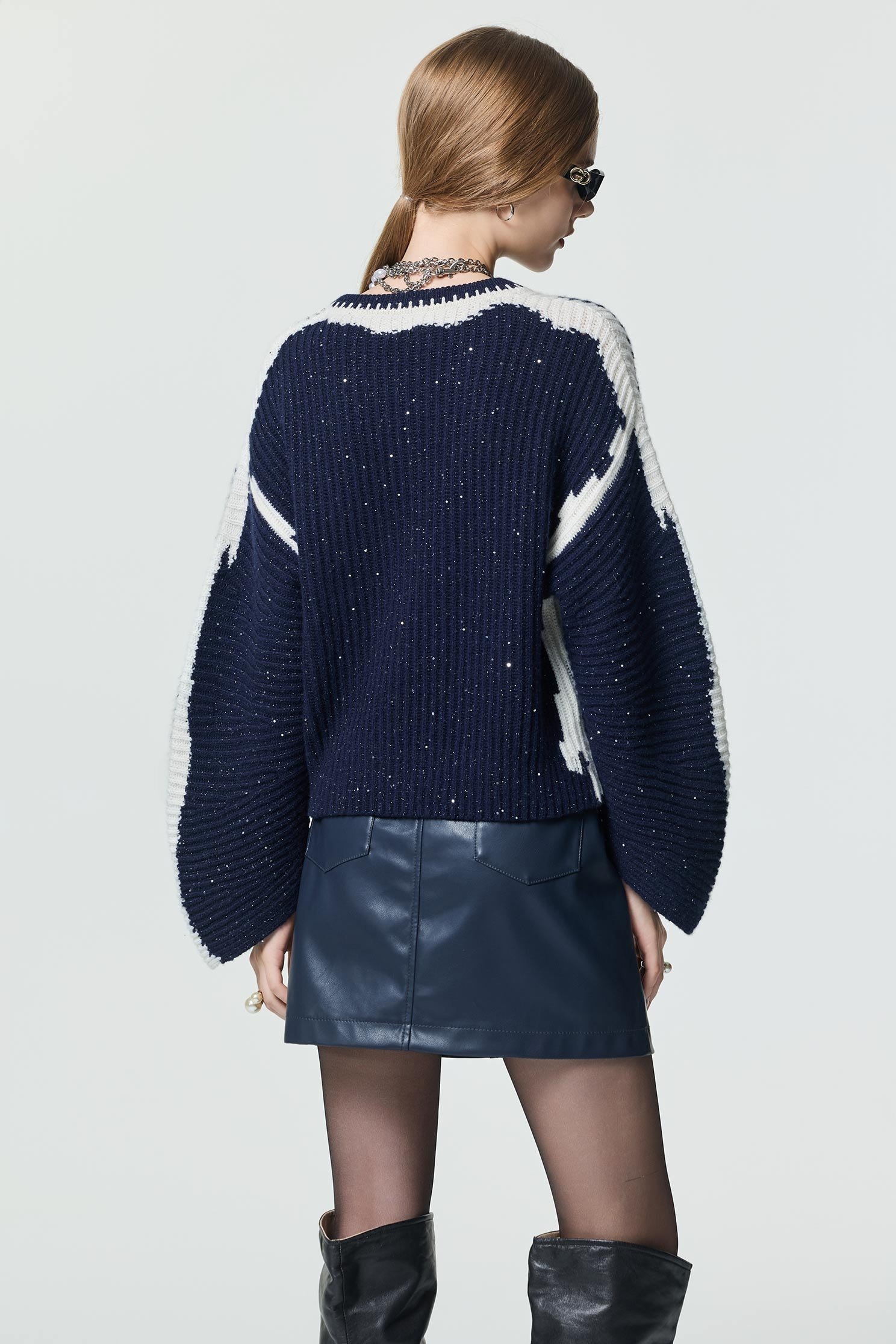 圓領造型針織上衣圓領造型針織上衣,上班OL穿搭,上衣,春夏穿搭,針織,針織上衣,針織衫