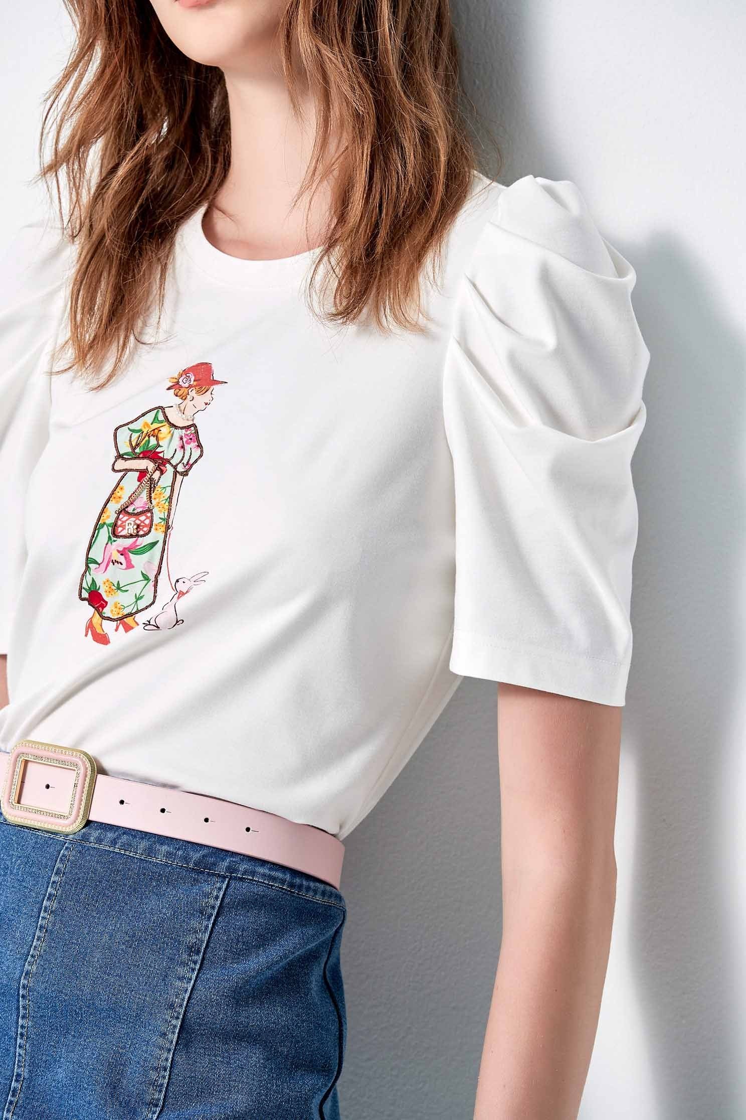 時尚奶奶印花T恤時尚奶奶印花T恤,T-Shirt,上衣,刺繡,珍珠,白色上衣,秋冬穿搭,輕奢度假,項鍊