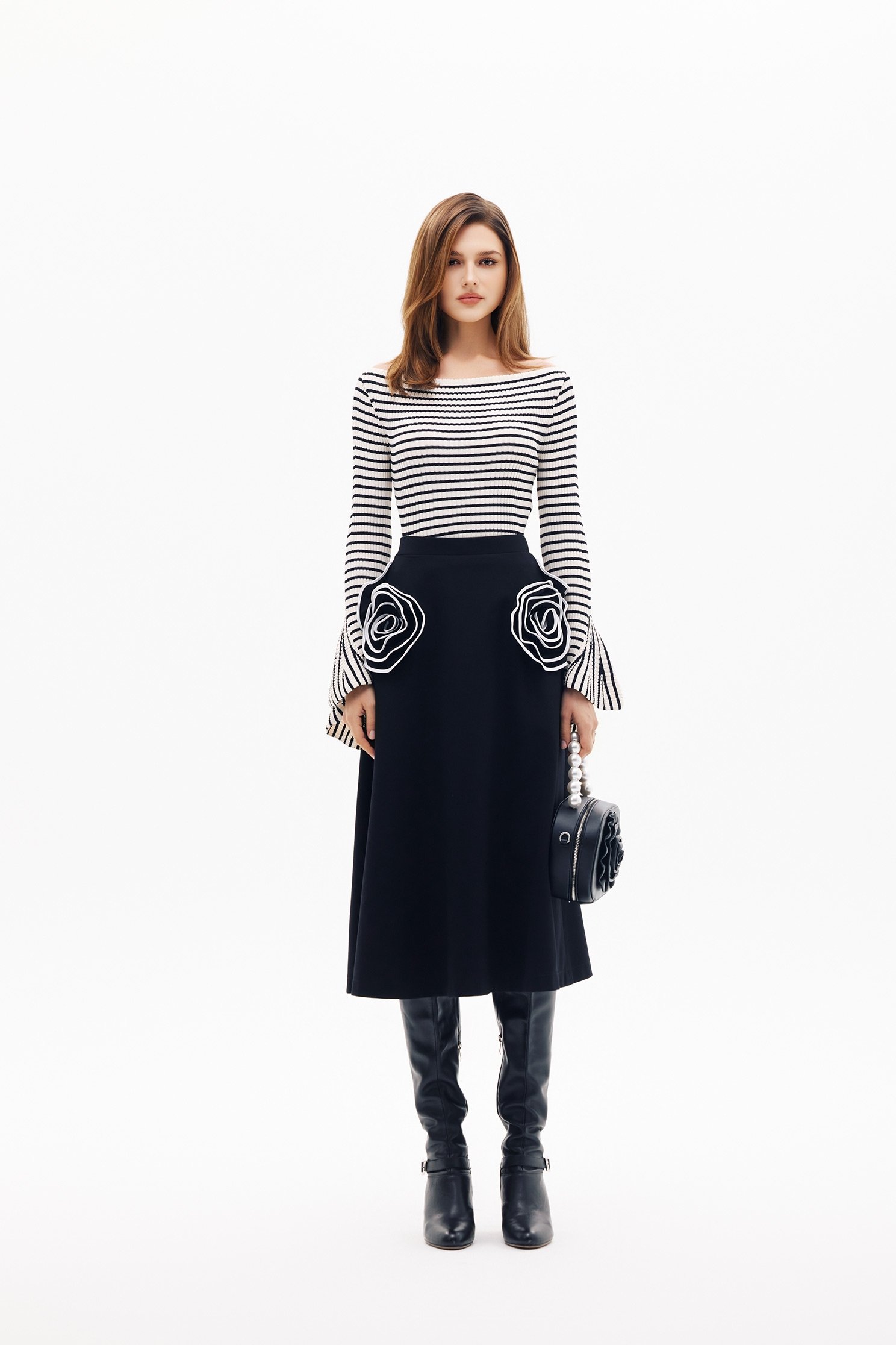 喇叭花瓣袖條紋針織上衣喇叭花瓣袖條紋針織上衣,上班OL穿搭,上衣,春夏穿搭,條紋,約會特輯,針織,針織衫