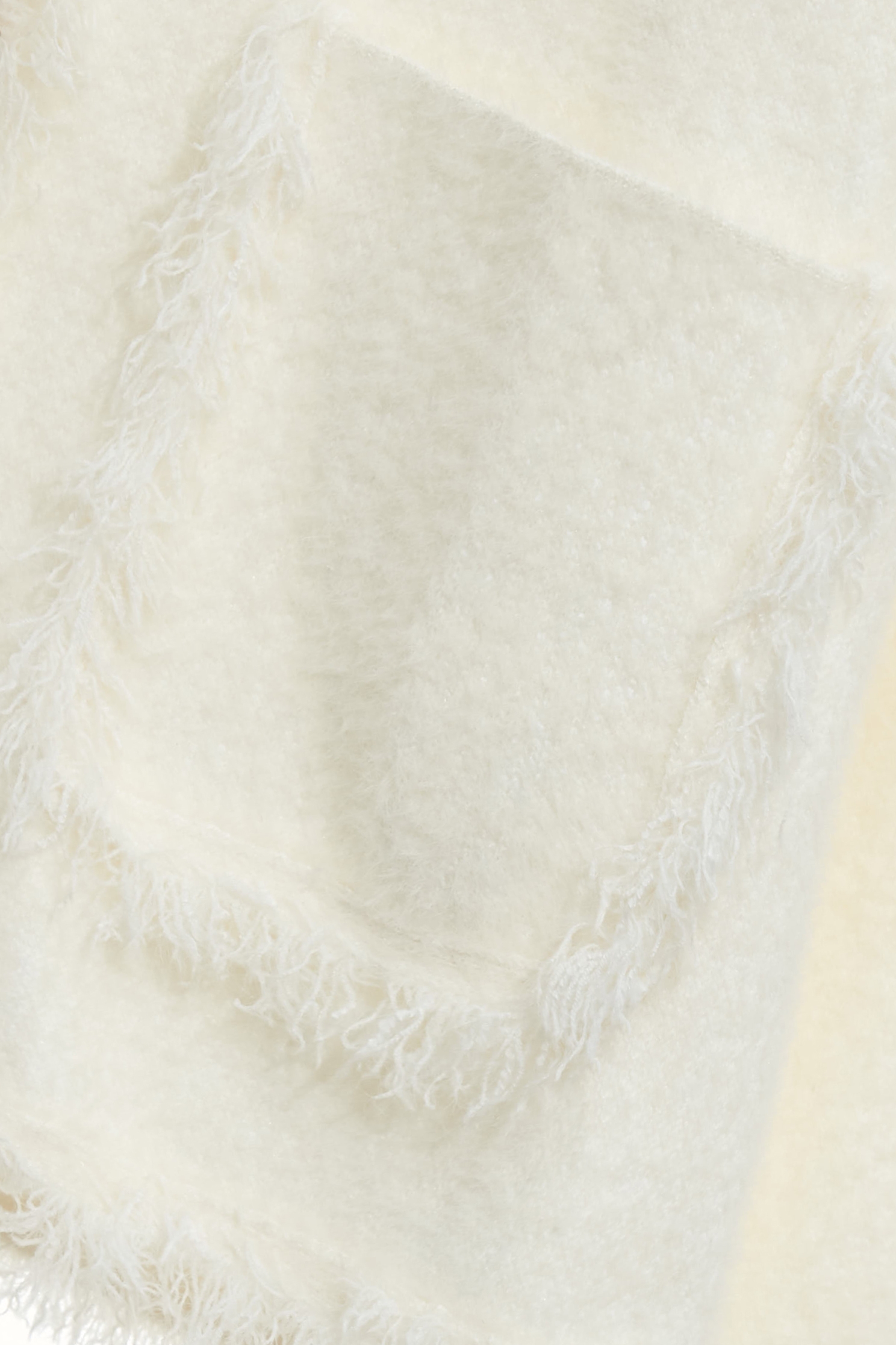 綴珍珠飾品針織外套綴珍珠飾品針織外套,外套,小香風,珍珠,秋冬穿搭,約會特輯,花花世界,針織,針織外套,飾品