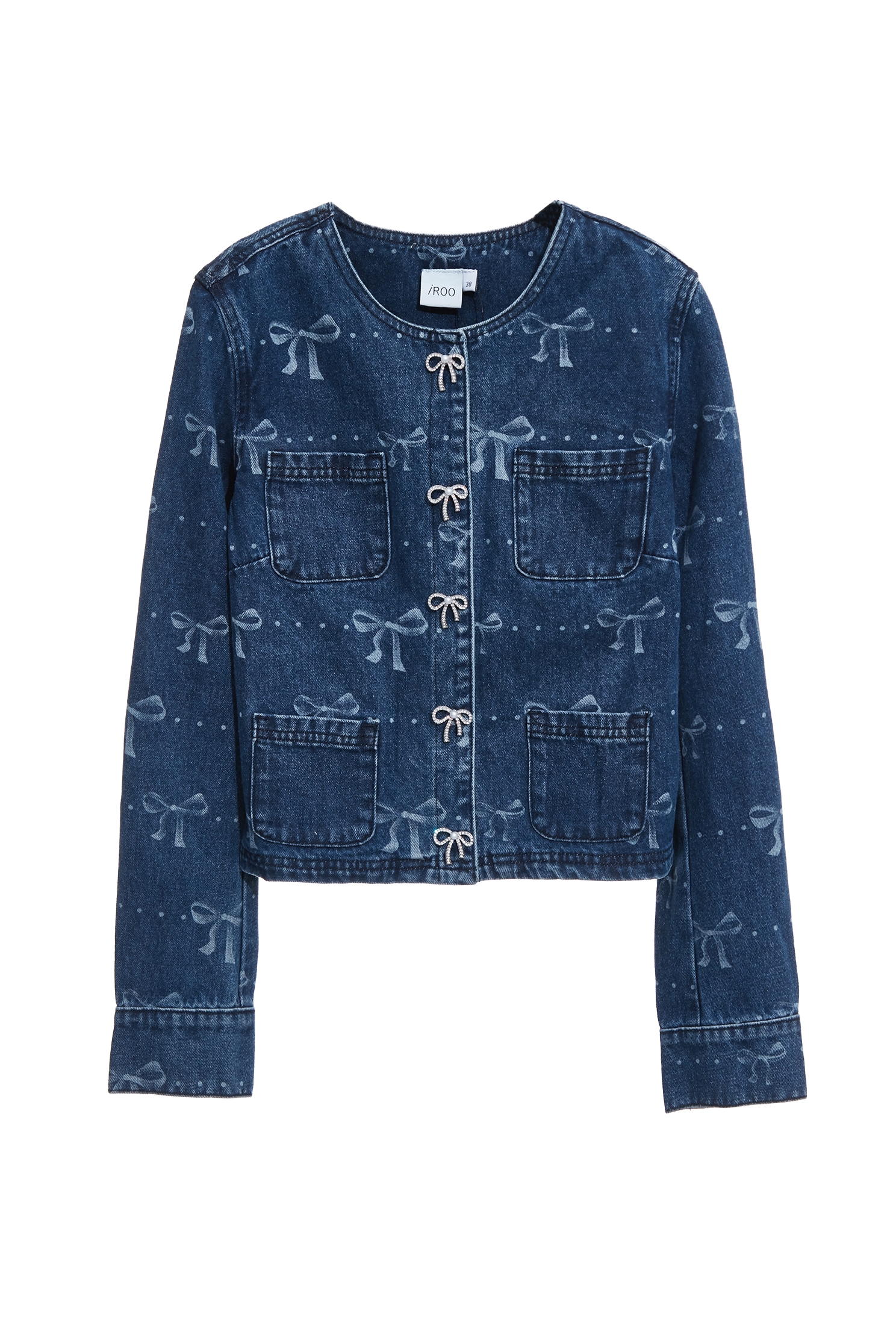 綴蝴蝶結圖騰牛仔外套綴蝴蝶結圖騰牛仔外套,外套,牛仔,牛仔外套,秋冬穿搭,約會特輯,蝴蝶結,飾品